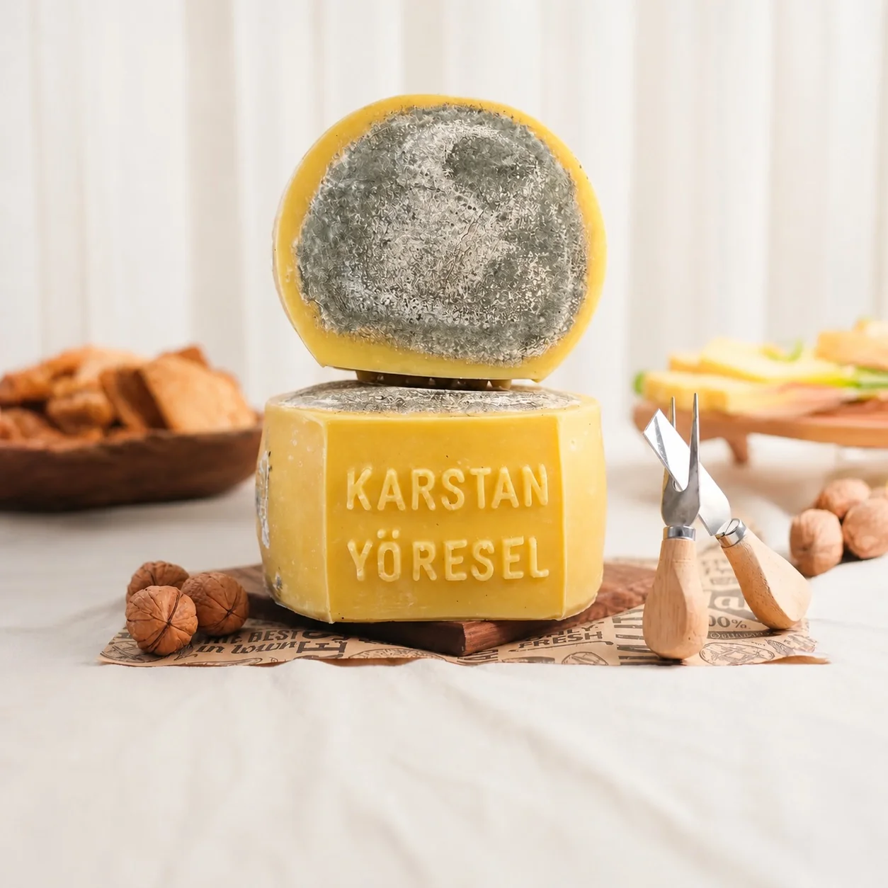 Şirden Mayalı 6 Ay Olgunlaştırılmış Kaşar Peyniri - 1.6-1.8KG