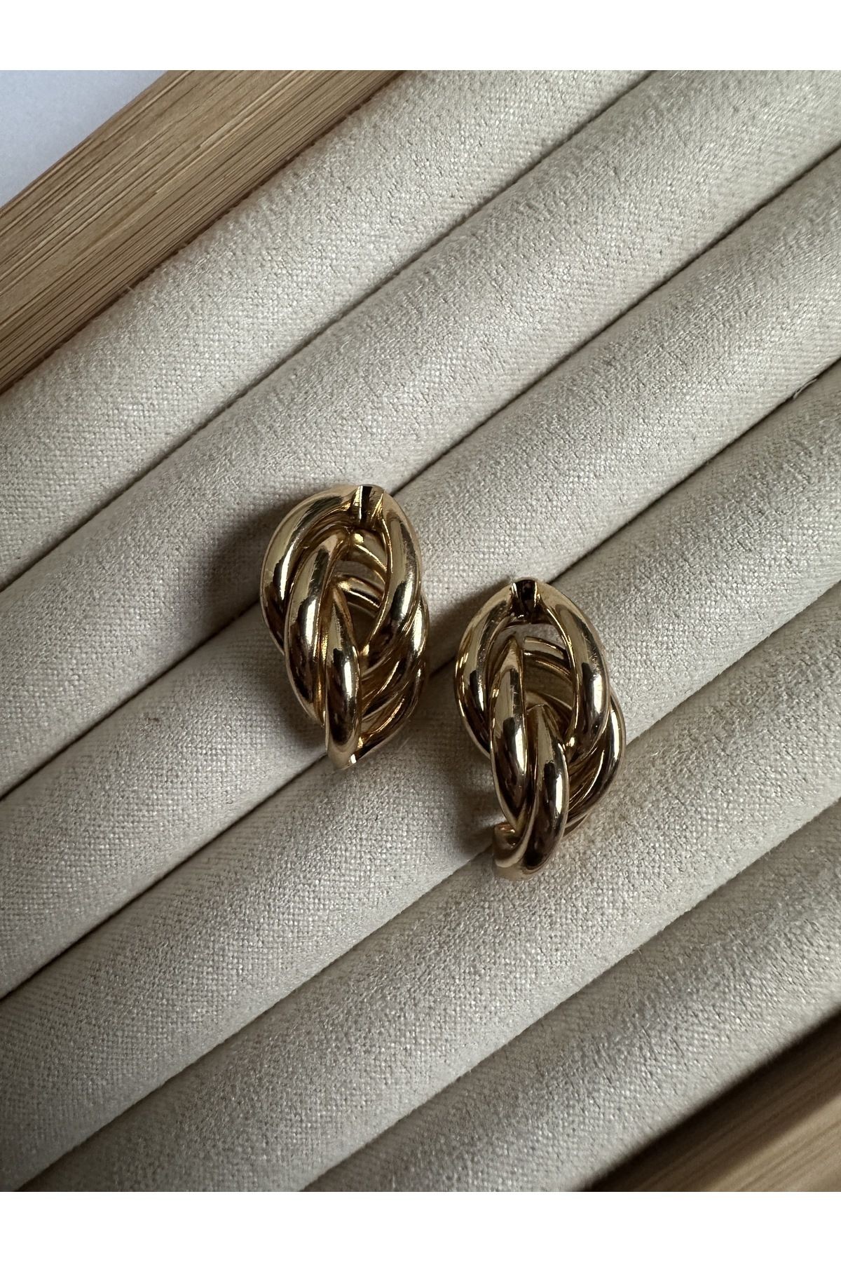 Gold Basic Arpa Model Küpe