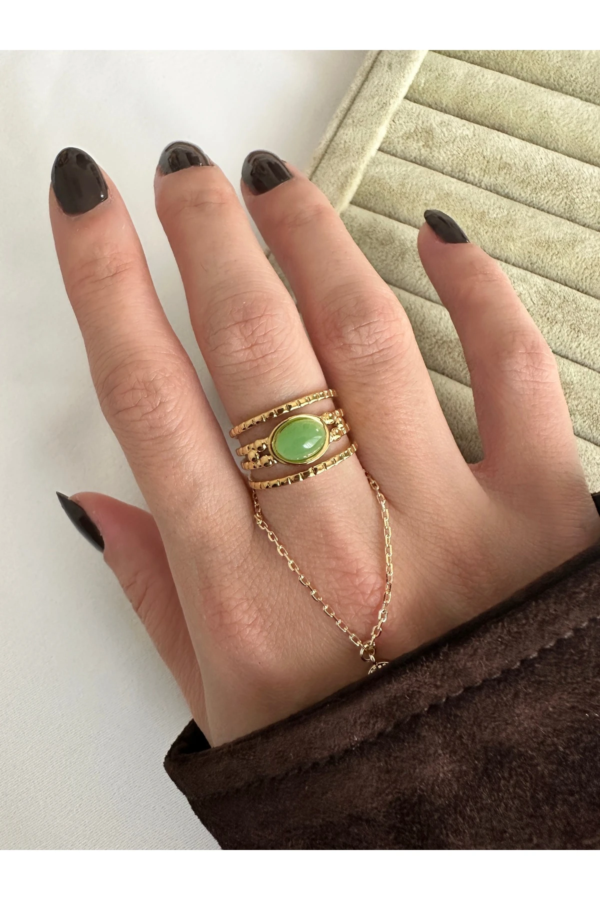 Yeşil Taşlı Çelik Yüzük