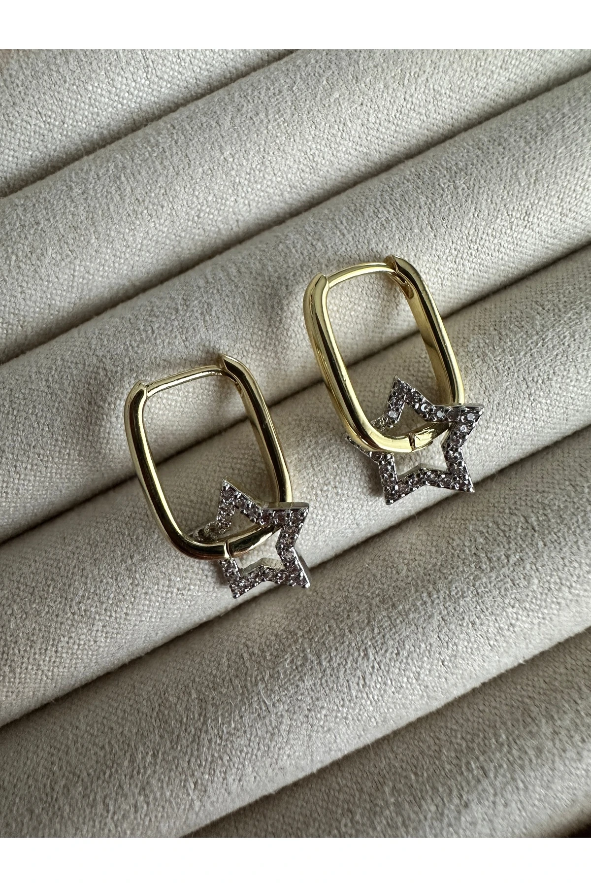 Çift Renkli Yıldız Küpe