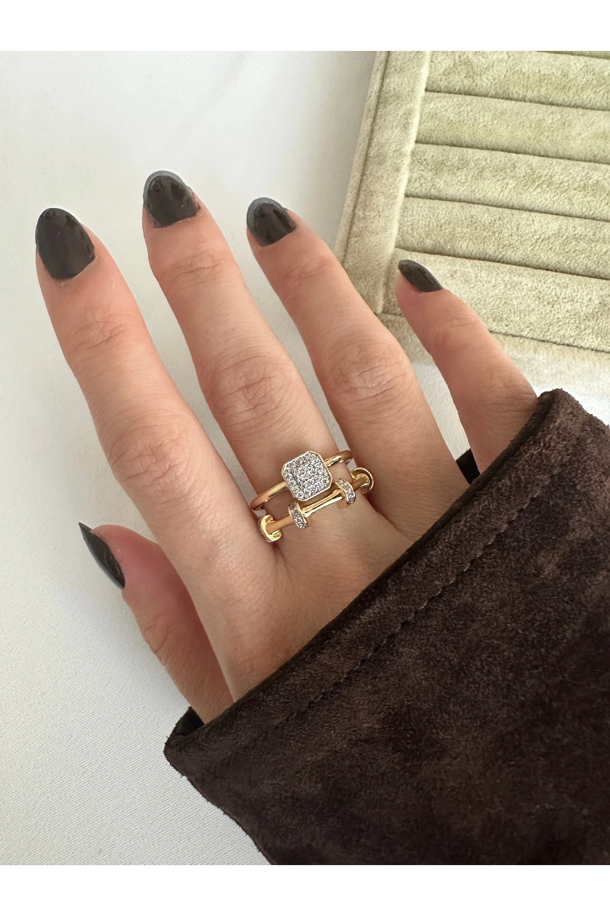 İki Sıra Geometrik Yüzük