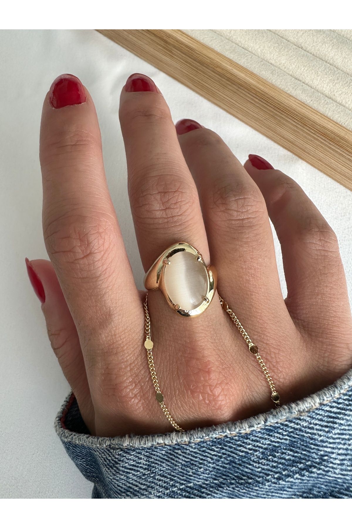 Gold Kedi Gözü Taşlı Yüzük