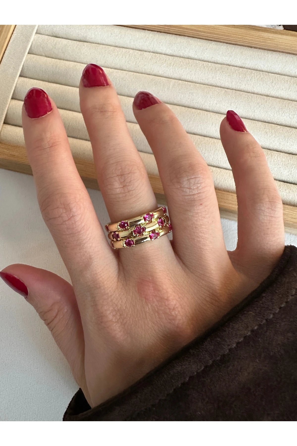 Gold Taşlı Hat Yüzük