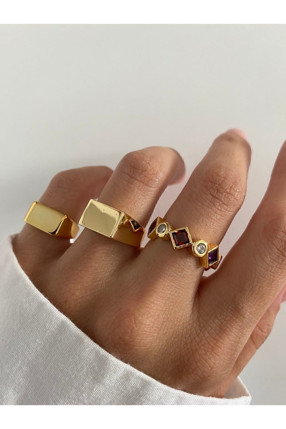 Gold Dörtgen Serçe Parmak Yüzüğü