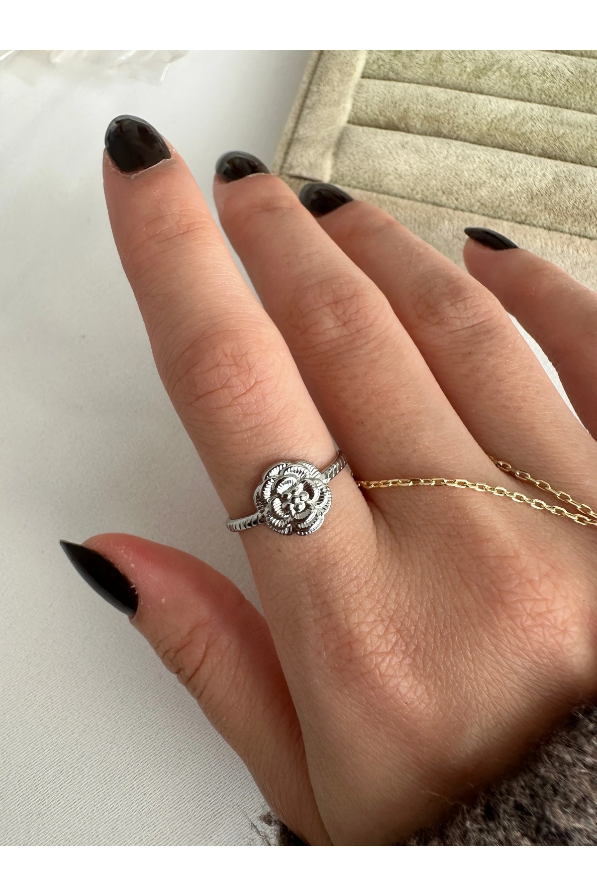 Gold Çiçek Çelik Yüzük