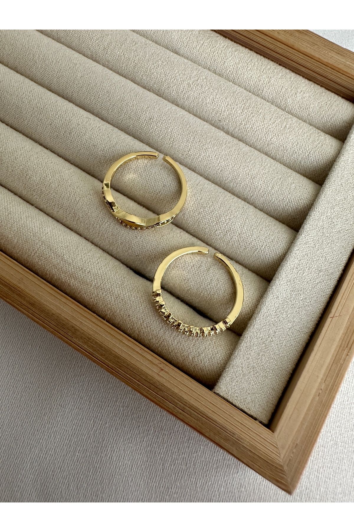 Gold 2'li Dalgalı Minimal Seri Yüzük Seti