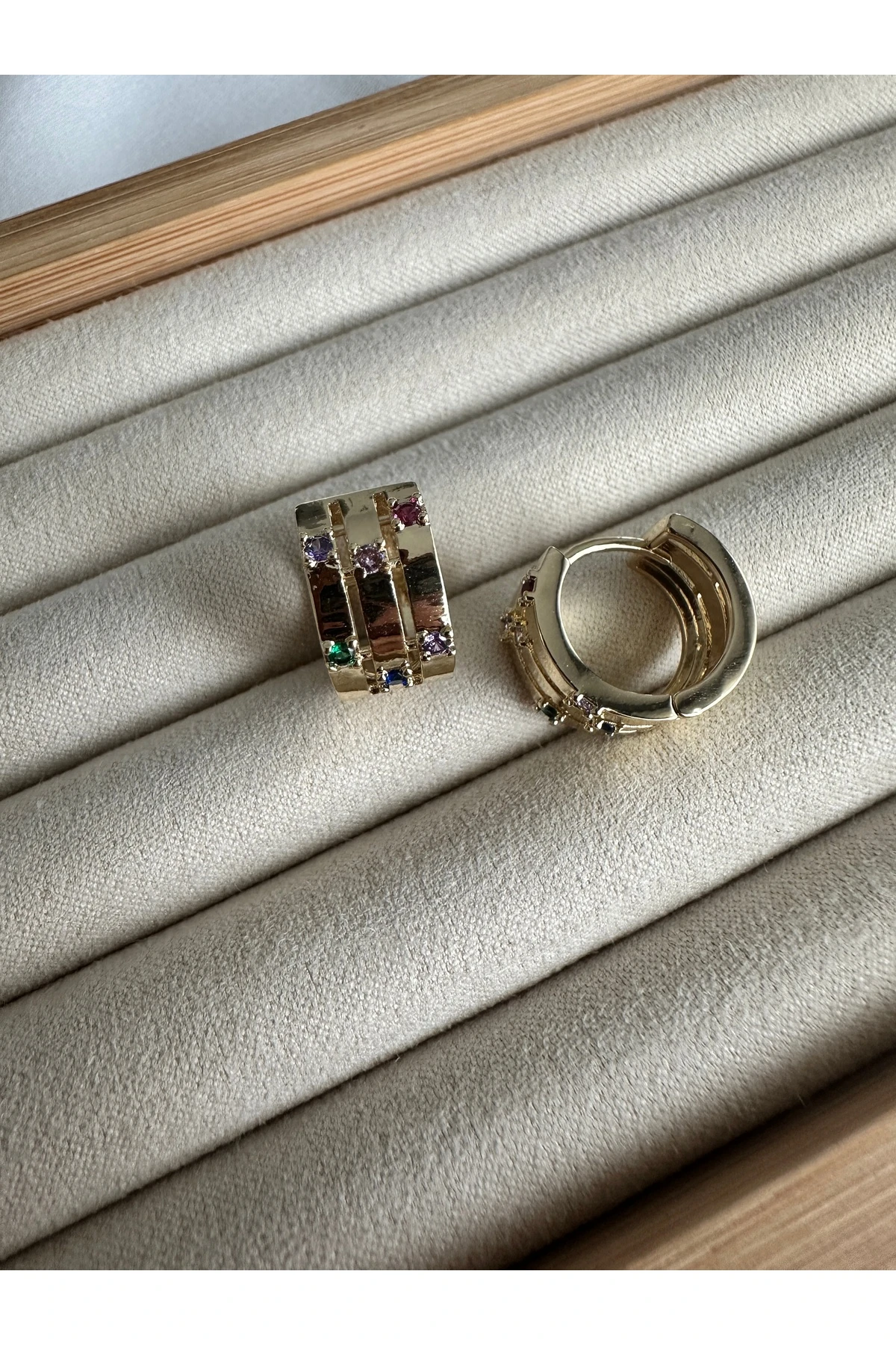 Mix Çok Renkli Ufak Halka Küpe