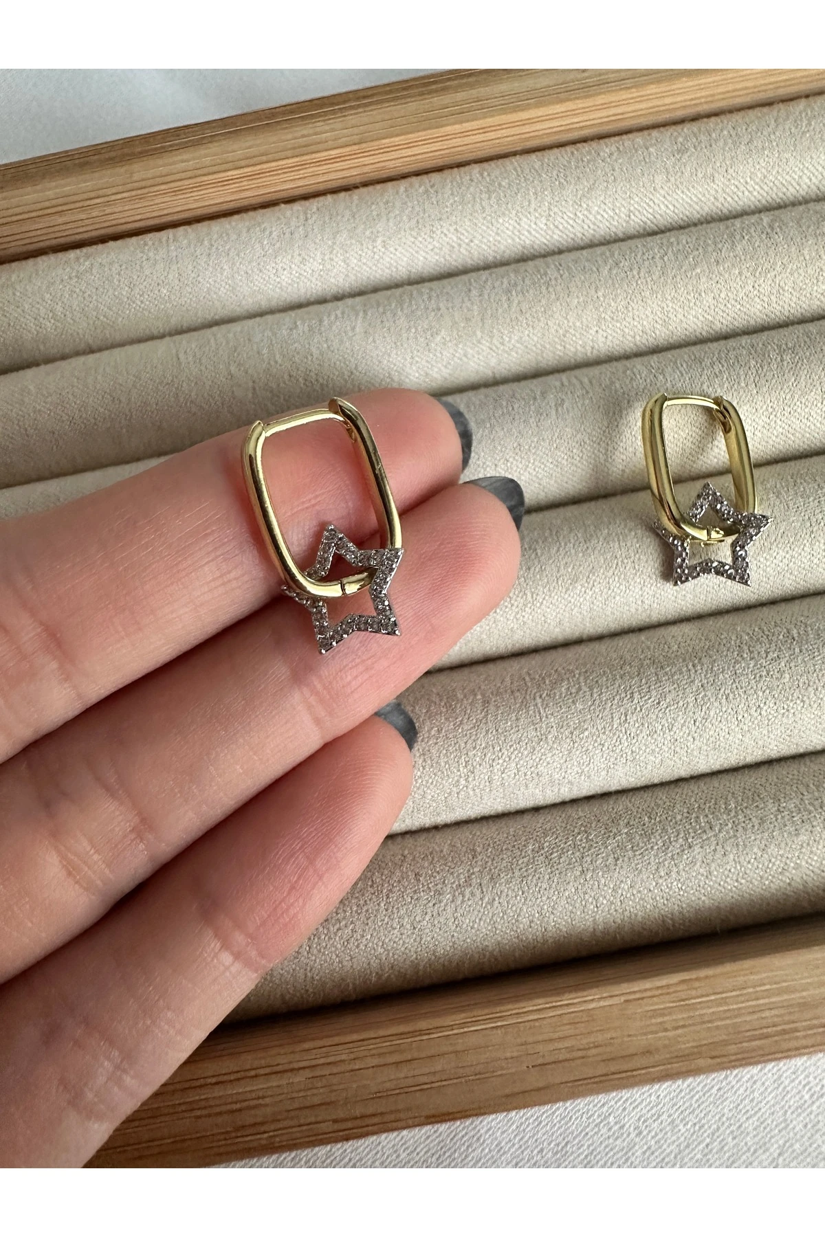 Çift Renkli Yıldız Küpe