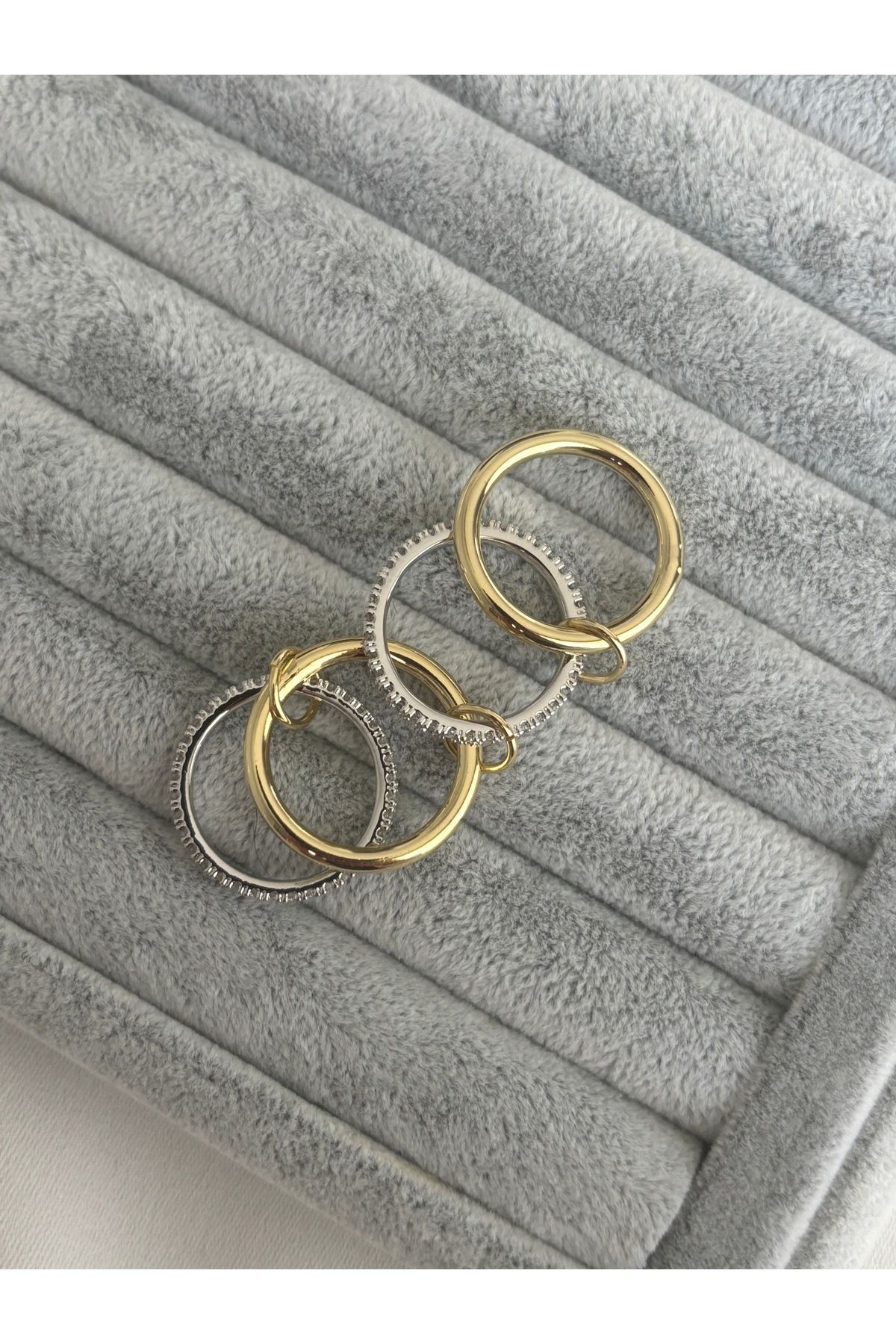 Taşlı 4'lü Yüzük