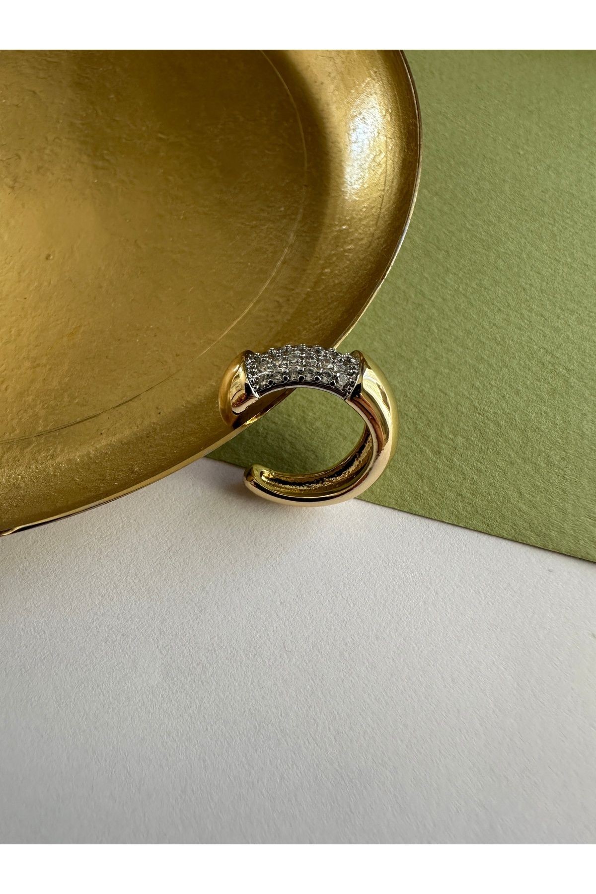 Gold Zirkon Taşlı Kıkırdak Küpe Earcuff