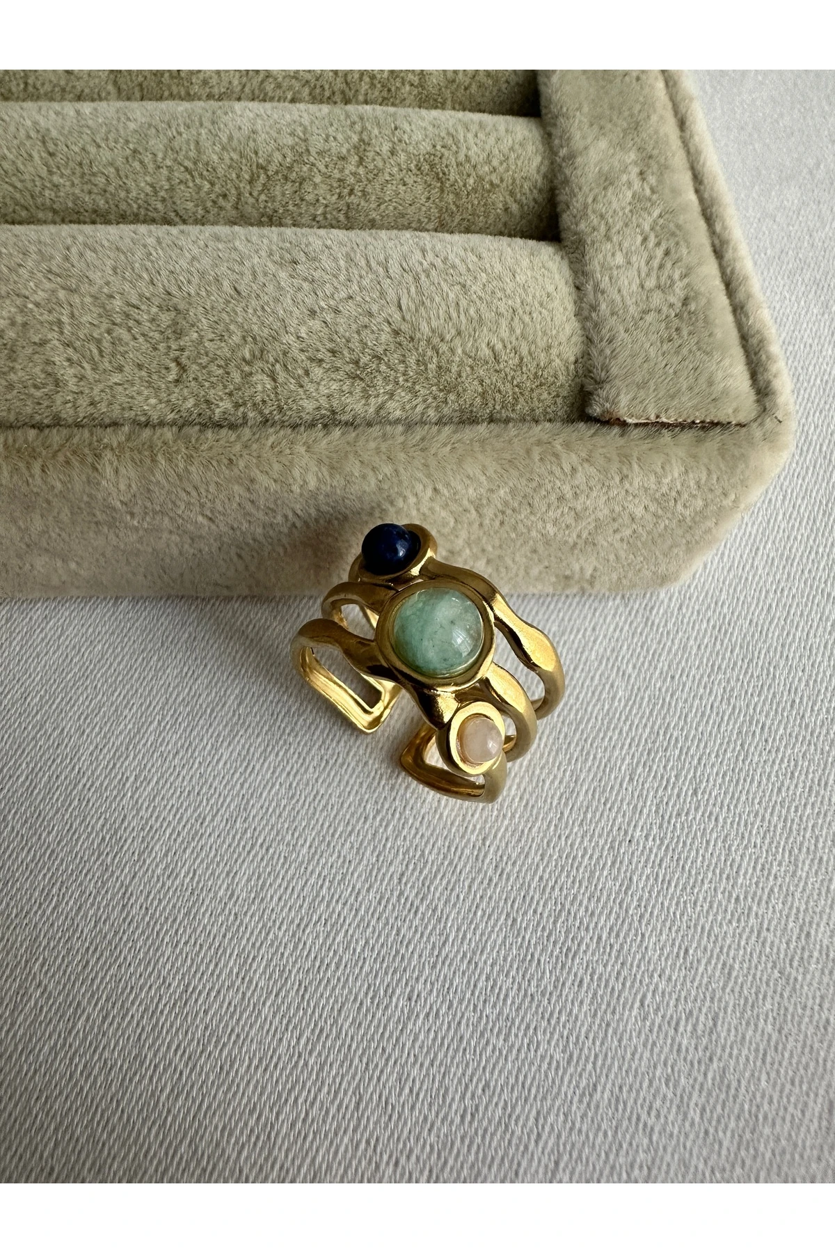 Mavi Tonlarda Çelik Yüzük