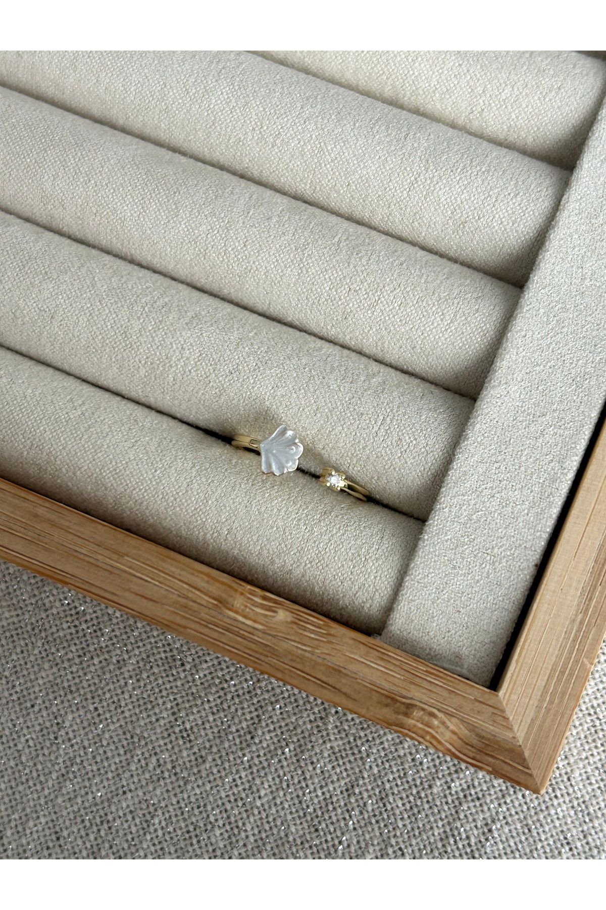 Sedefli İstiridye Serçe Parmak Yüzüğü