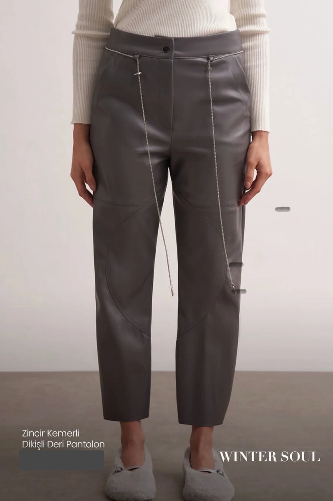 Zincir Kemerli Deri Pantolon 