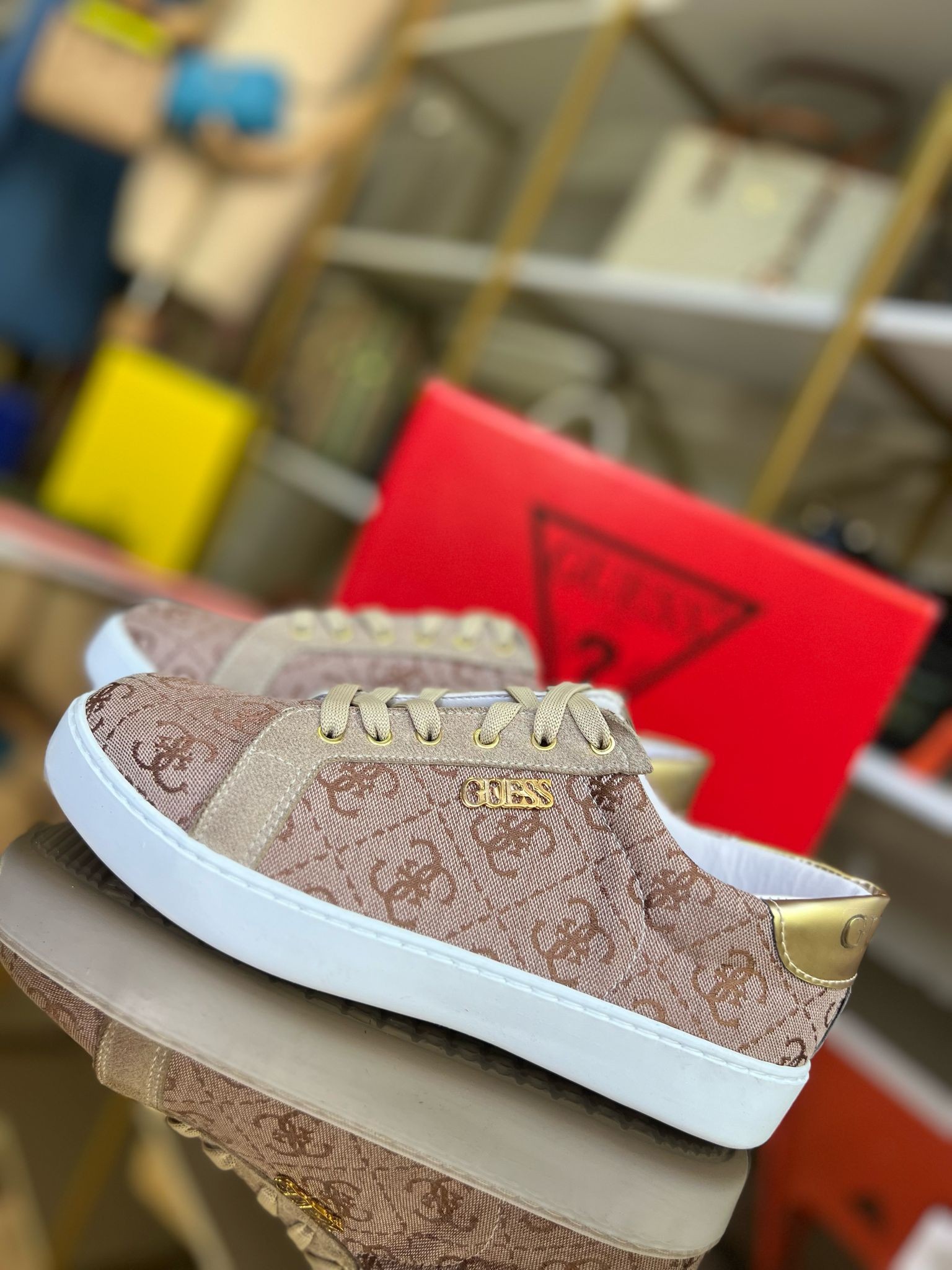 Gs -  sneaker model [ 39 numara ]