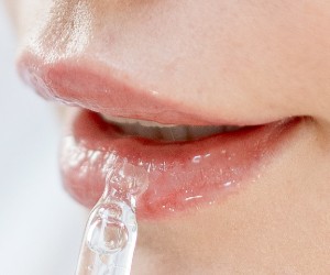 48 saat nemlendirme etkisiyle daha dolgun, daha sıkı dudaklar. 