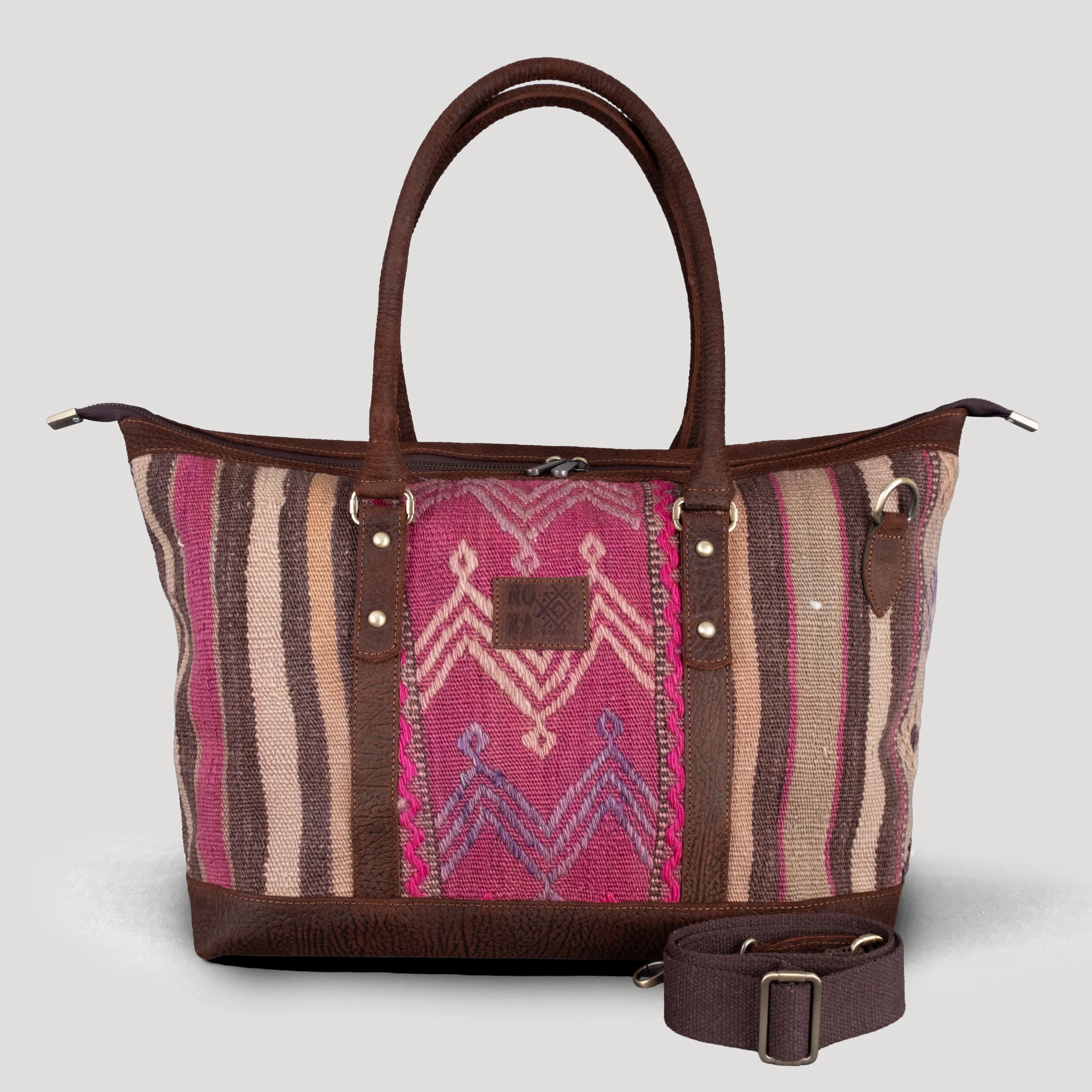 Kanat Uzun Sap Weekender El Yapımı Boho Çanta, Antika Kilim Unisex Duffel Çanta