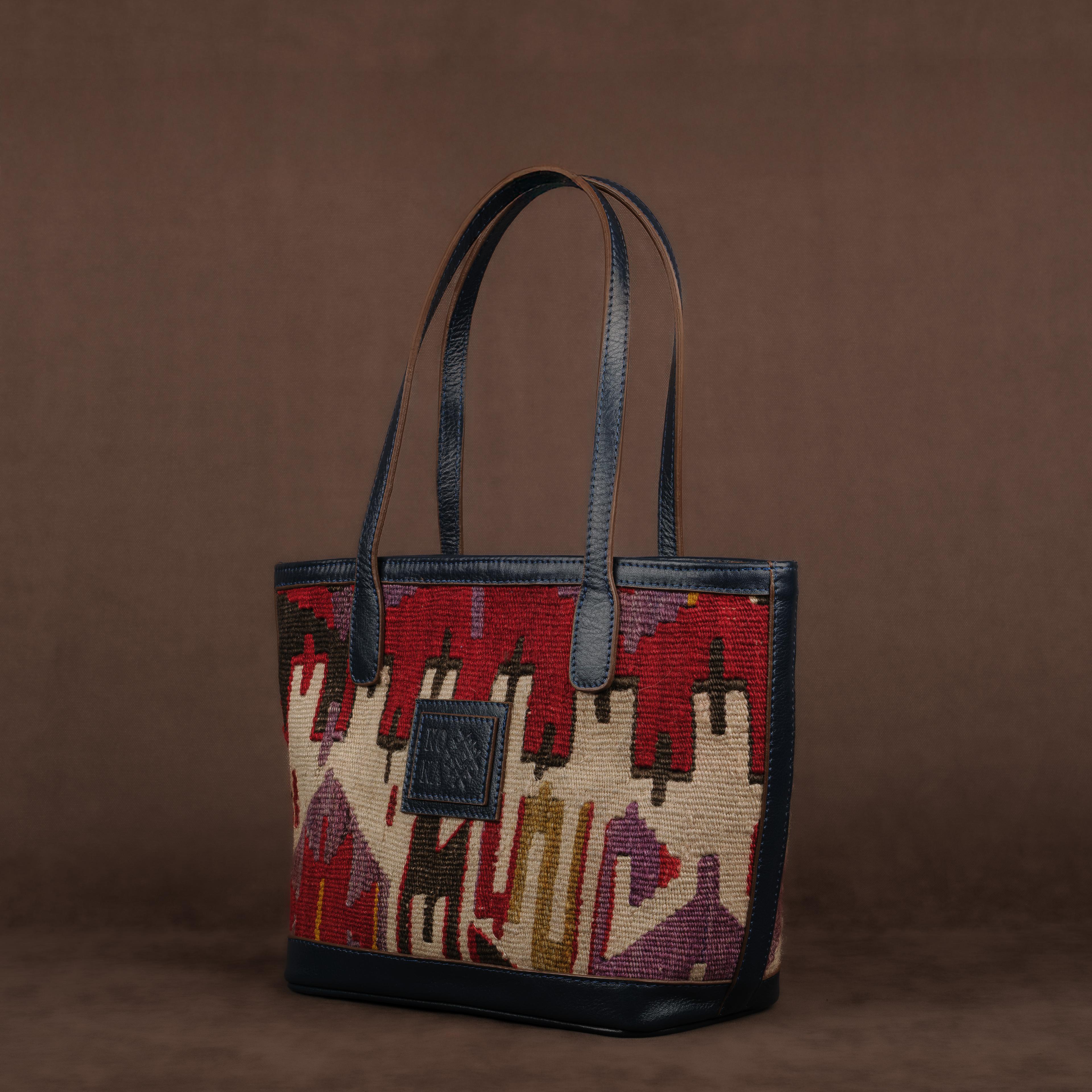 Lava TheNonaStore Tote Çanta, El Yapımı Antika Kilim Boho Çanta Mini