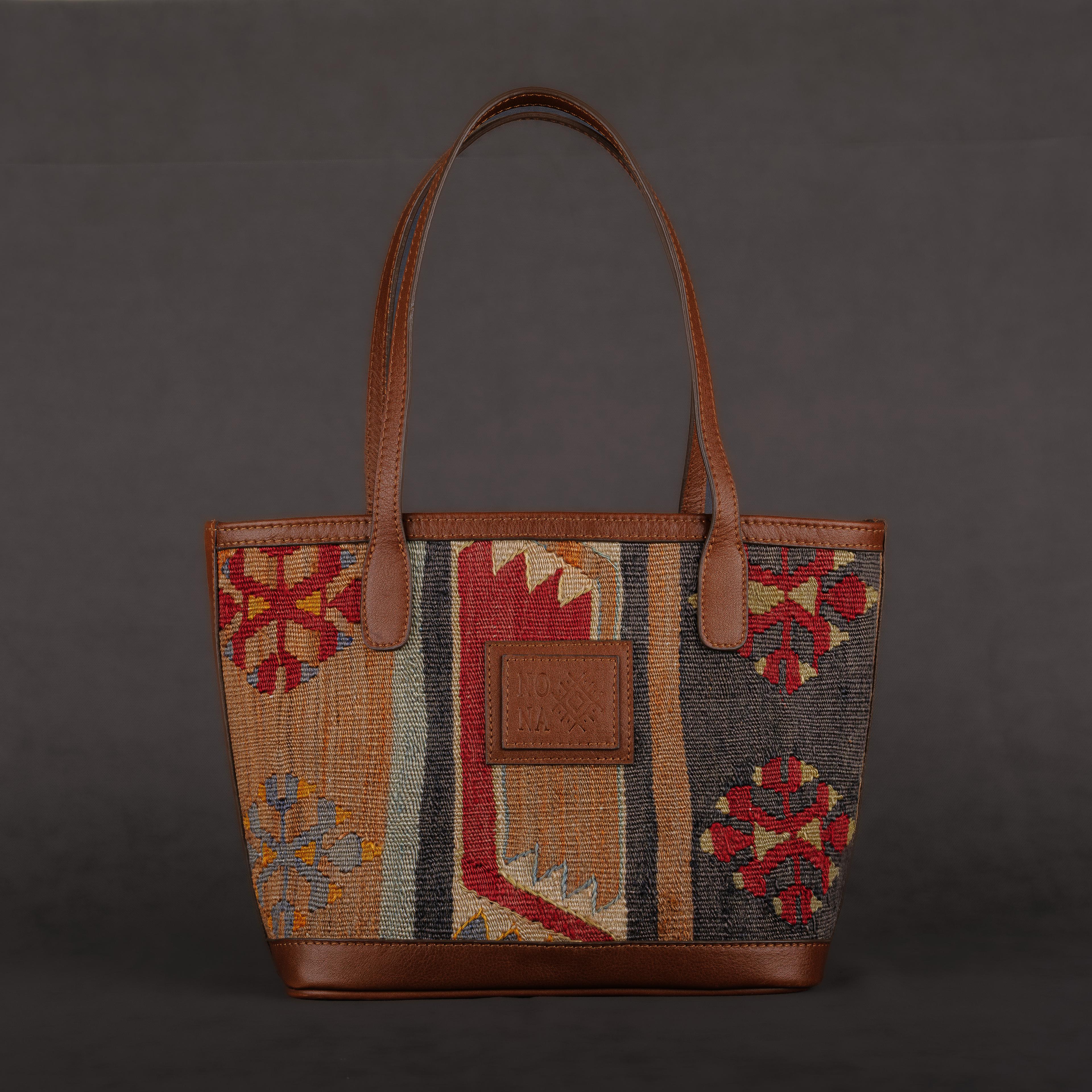 Yaban TheNonaStore Tote Çanta, El Yapımı Antika Kilim Boho Çanta