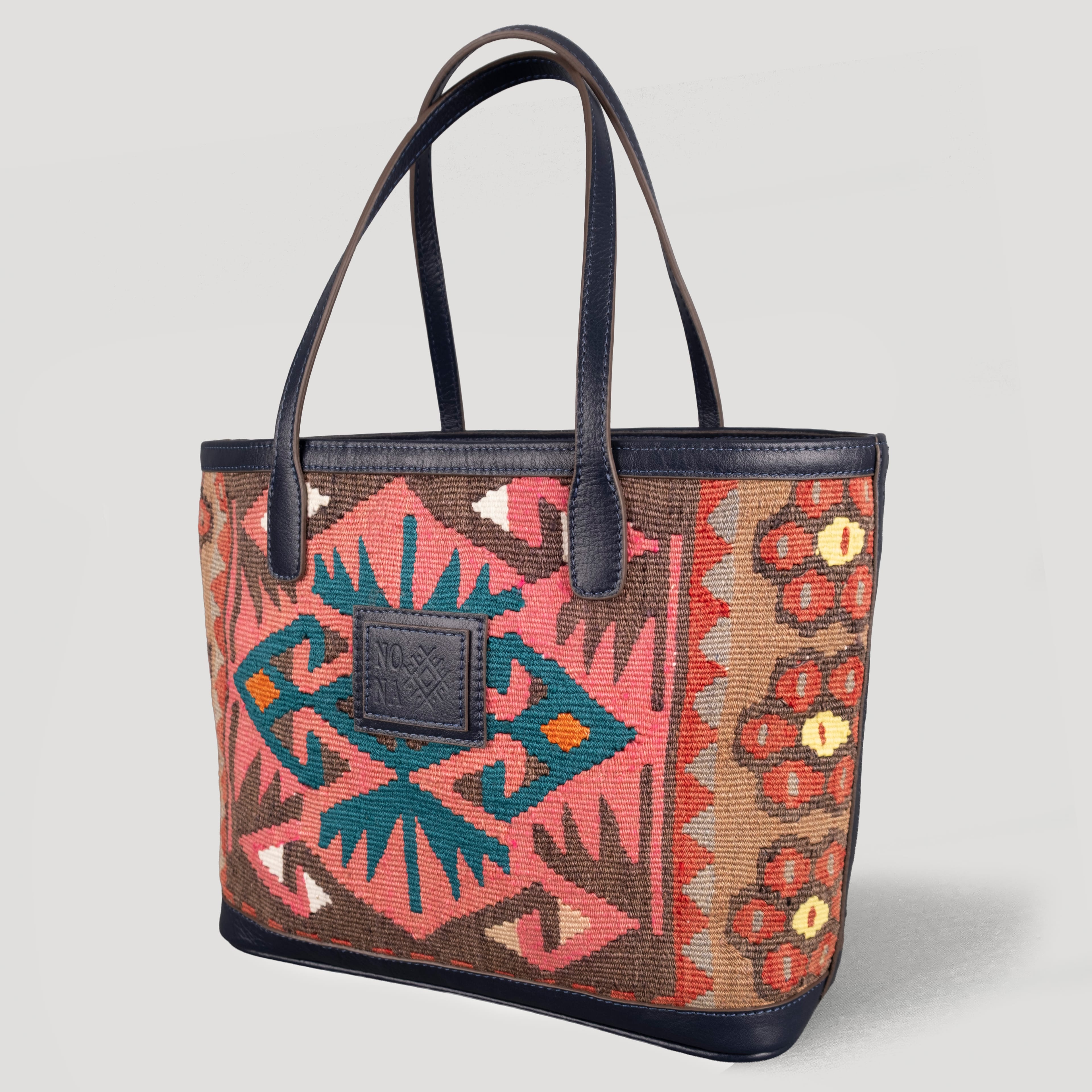 Elmas TheNonaStore Tote Çanta, El Yapımı Antika Kilim Boho Çanta Midi