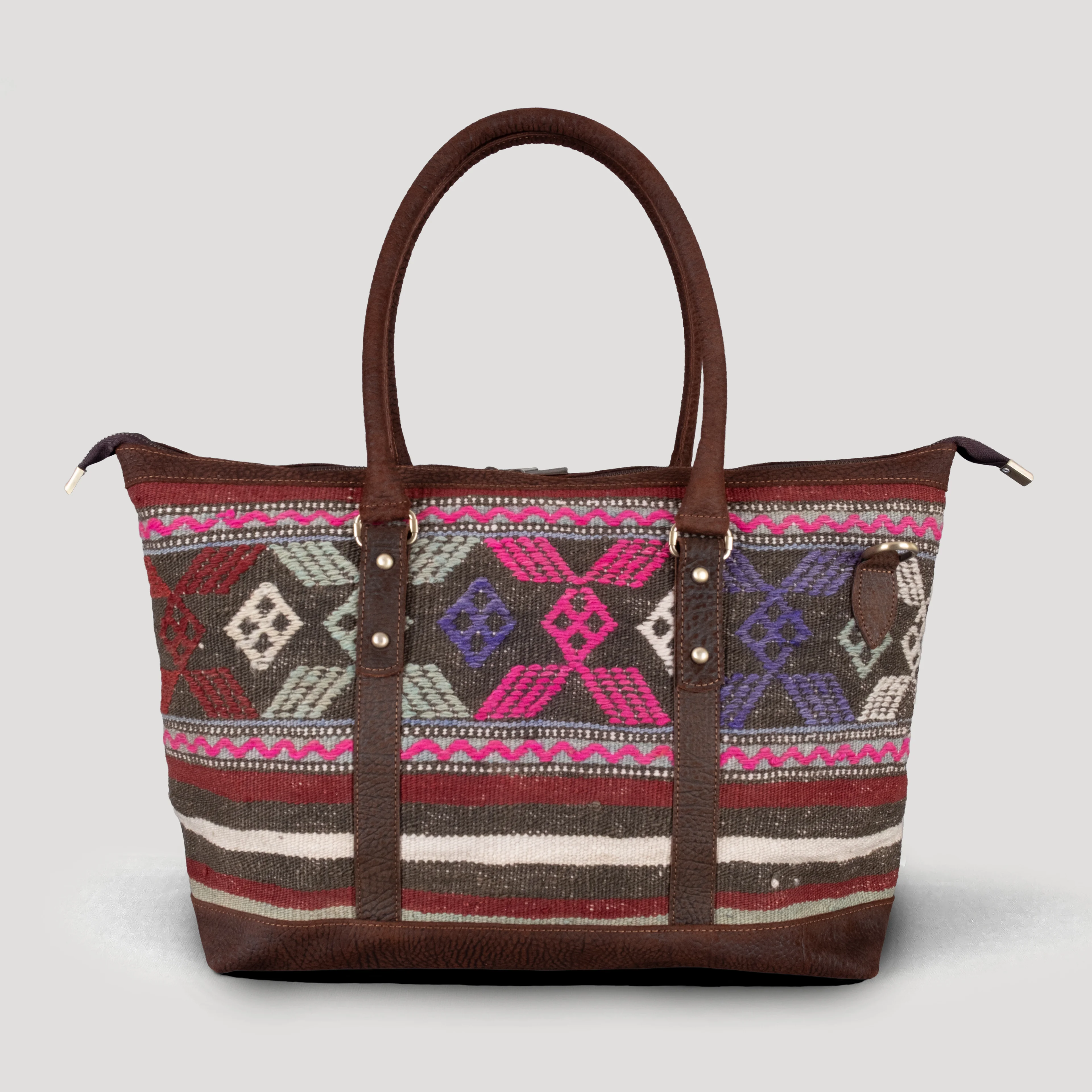 Saka Uzun Sap Weekender El Yapımı Boho Çanta, Antika Kilim Unisex Duffel Çanta