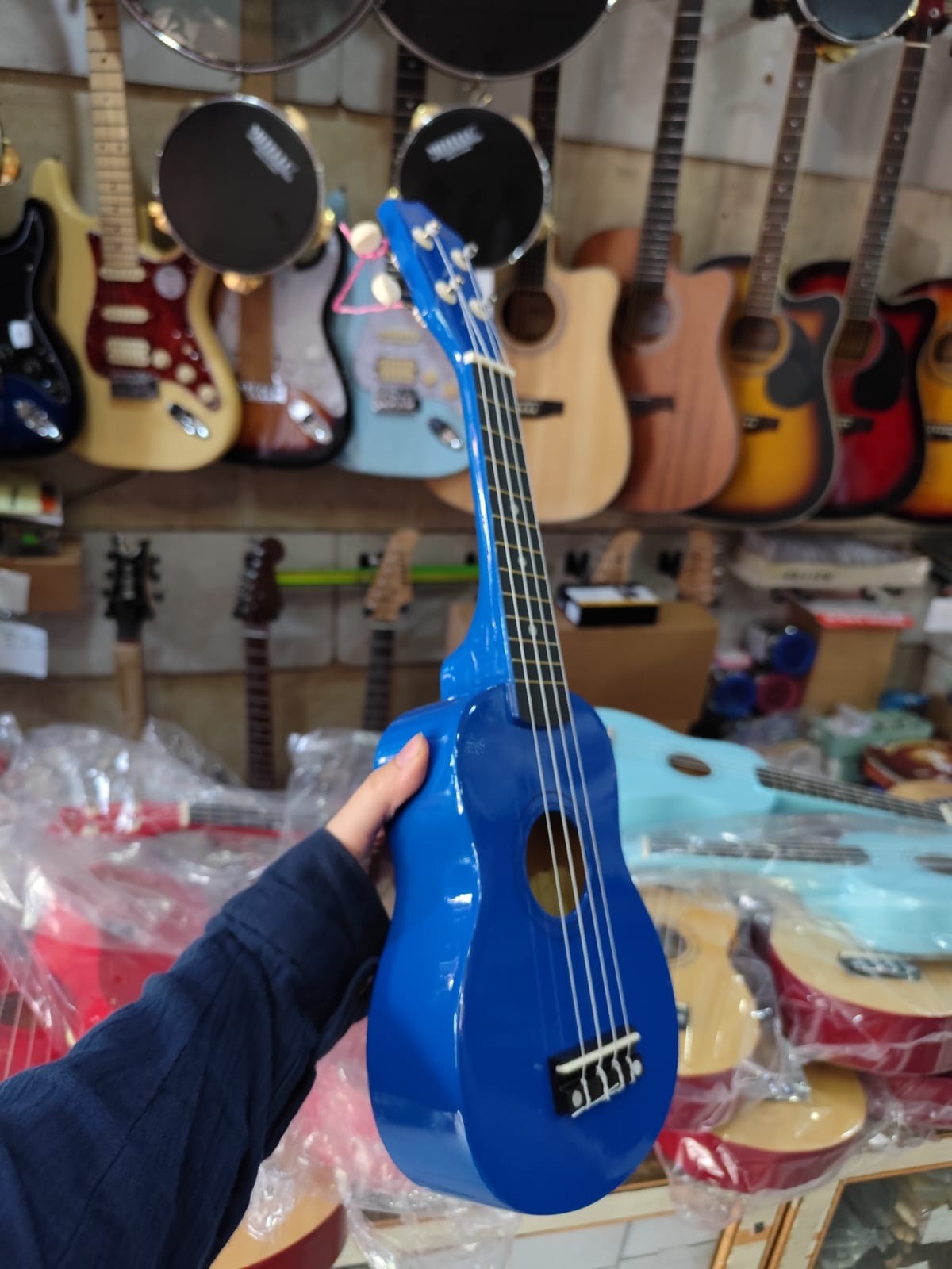 Soprano Ukulele Mavi 4 Telli Çocuk Ukulele