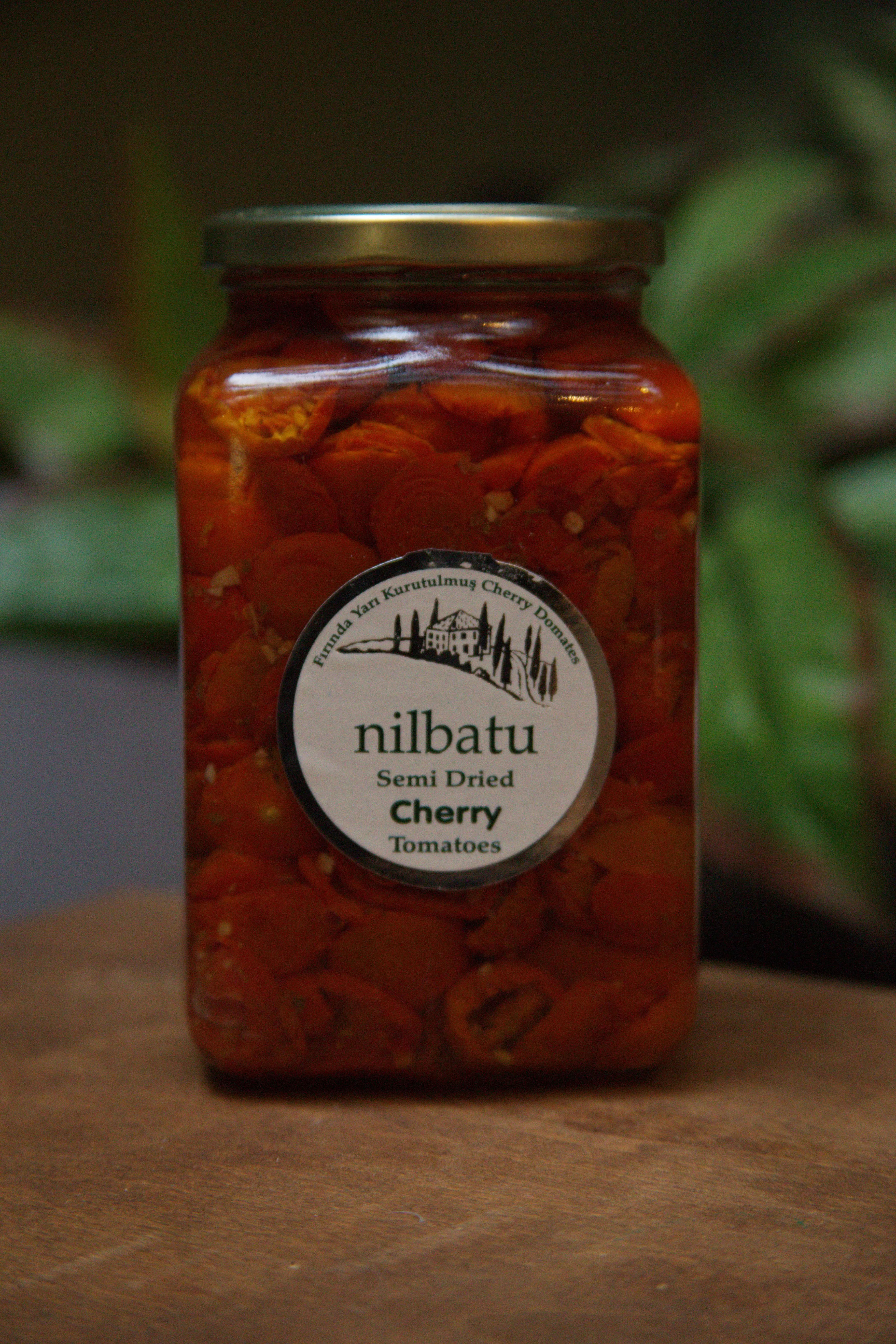 Fırında Yarı Kurutulmuş Çeri Domates