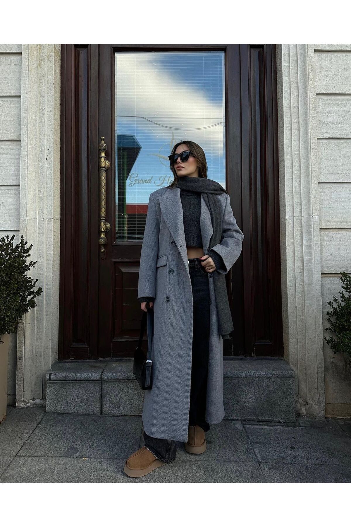 Bej Oversize  Arma Detaylı Balıksırtı Kaban