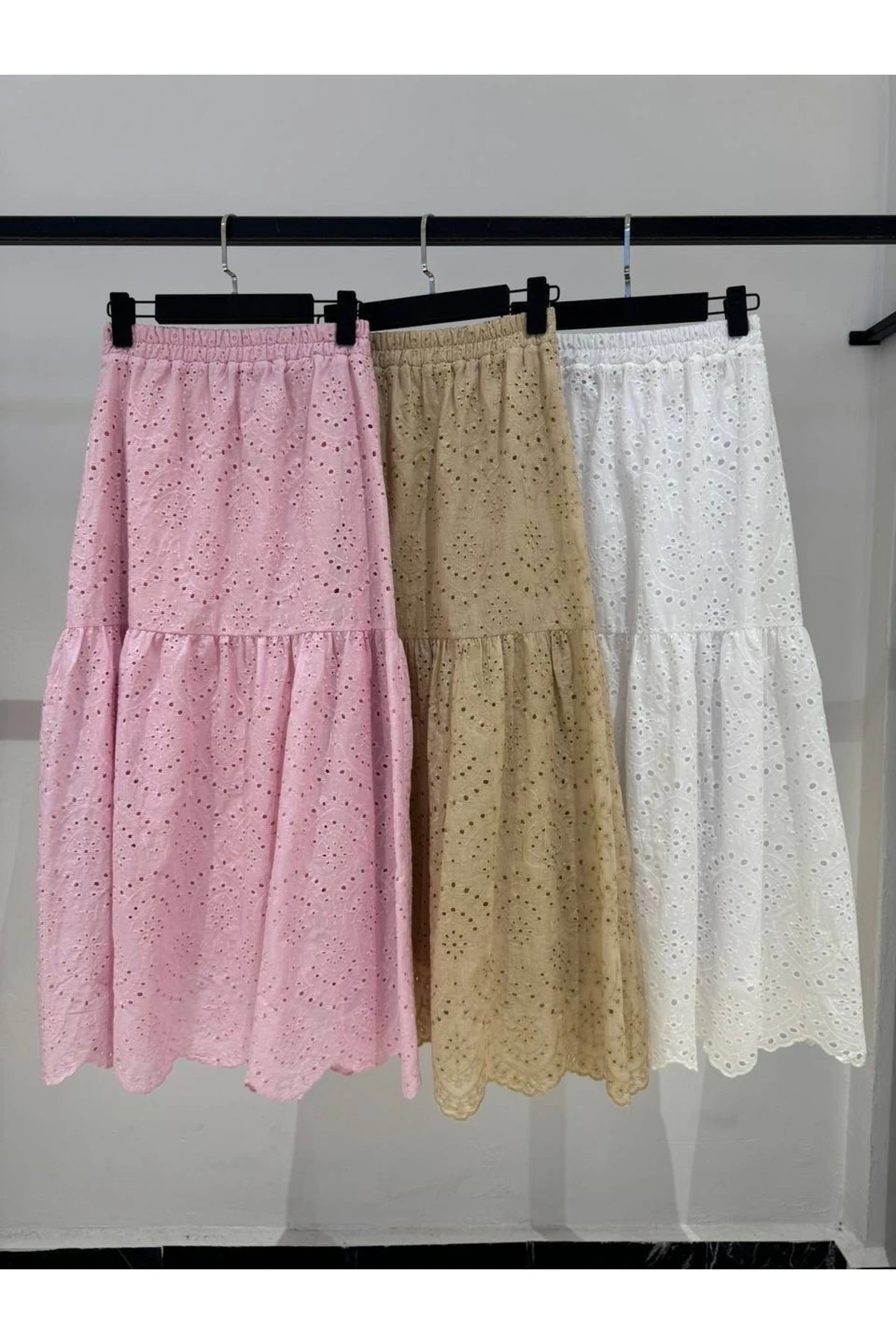 PEMBE FİSTO UZUN BOY ETEK