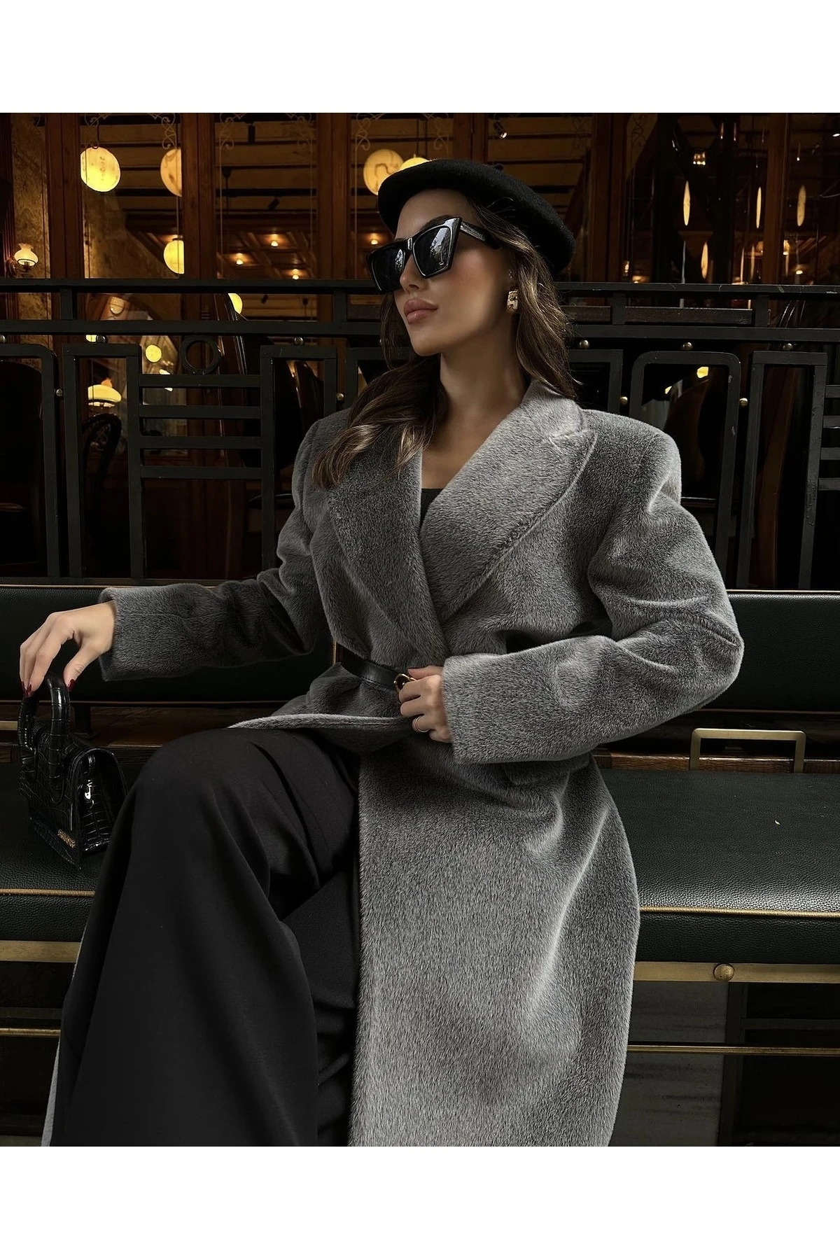 Oversize Bol Kesim -gri Özel Dokulu Kaban