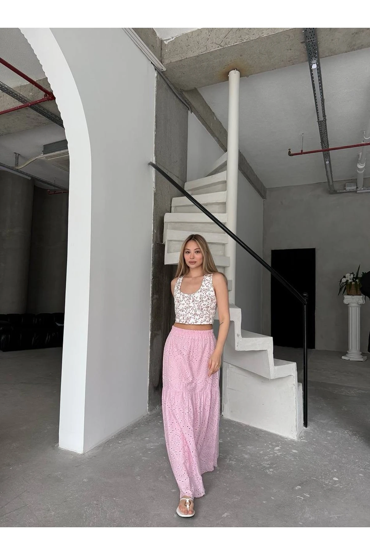 PEMBE FİSTO UZUN BOY ETEK