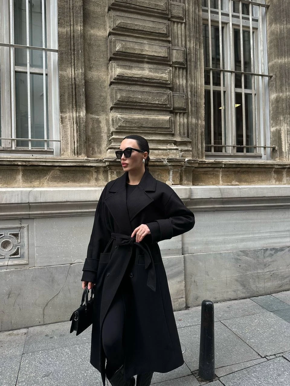 OVERSİZE KRUVAZE YAKA KUŞAKLI PREMİUM KABAN