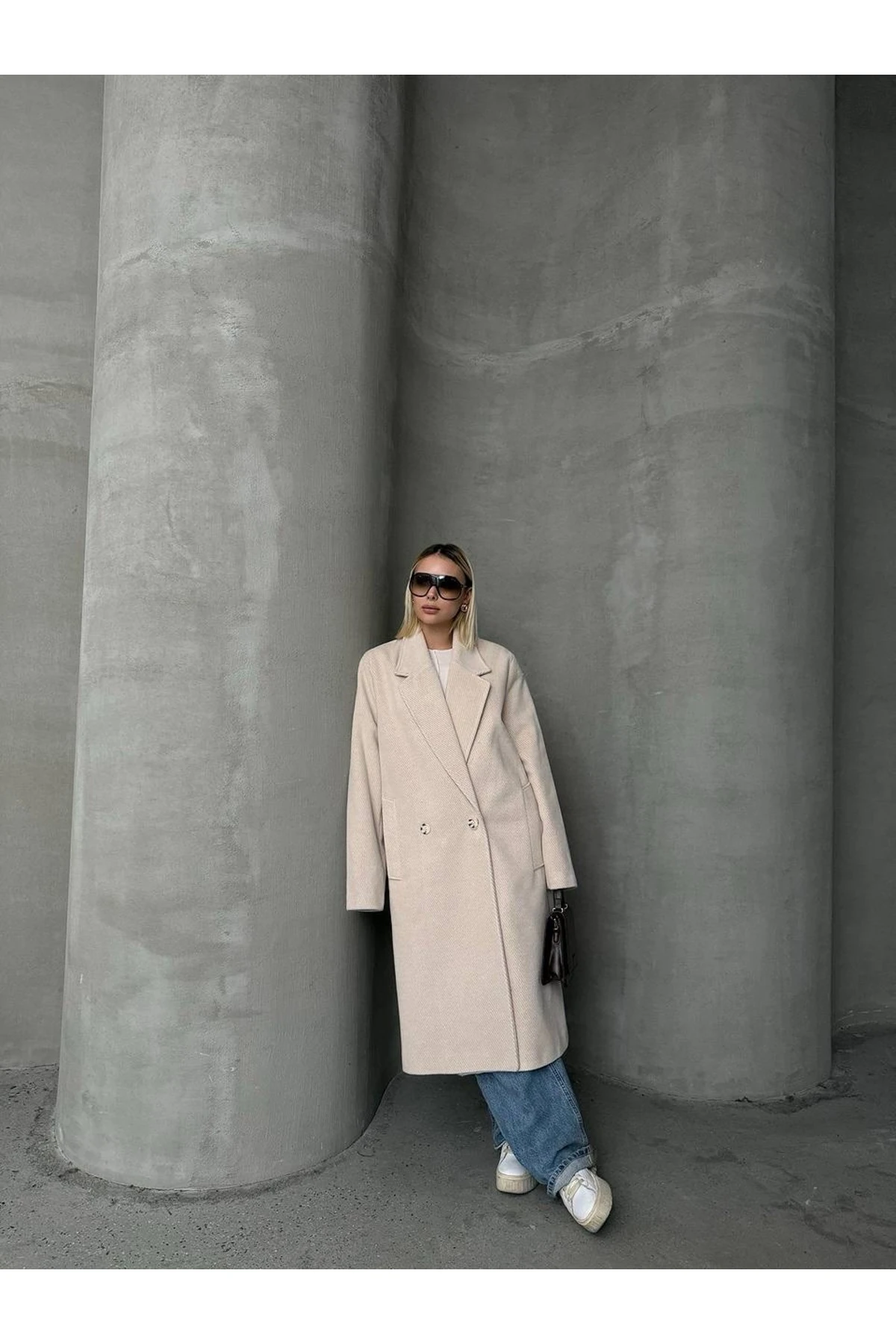 EKRU BALIKSIRTI DÜĞMELİ KAŞE KABAN