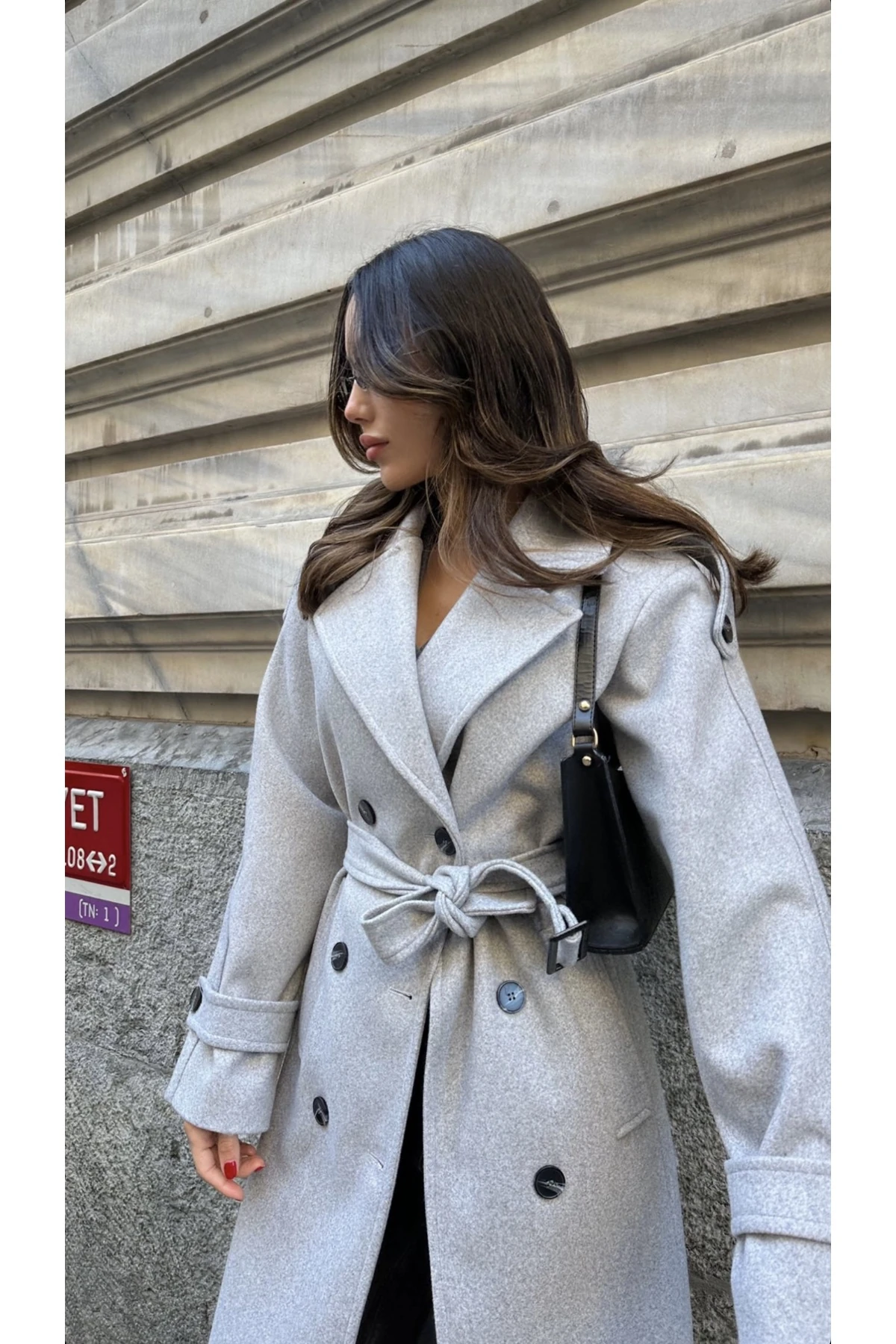 GRİ APOLET DETAYLI KUŞAKLI KABAN
