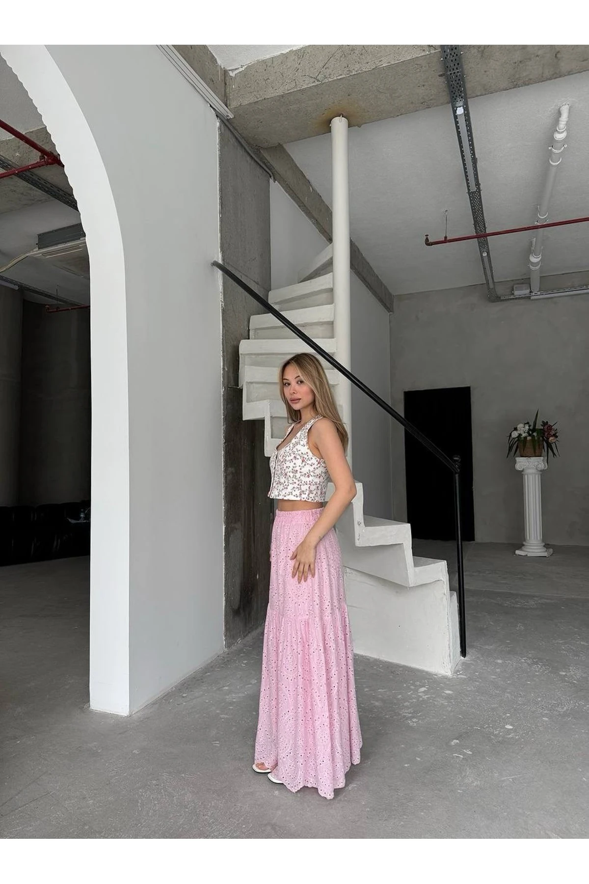 PEMBE FİSTO UZUN BOY ETEK