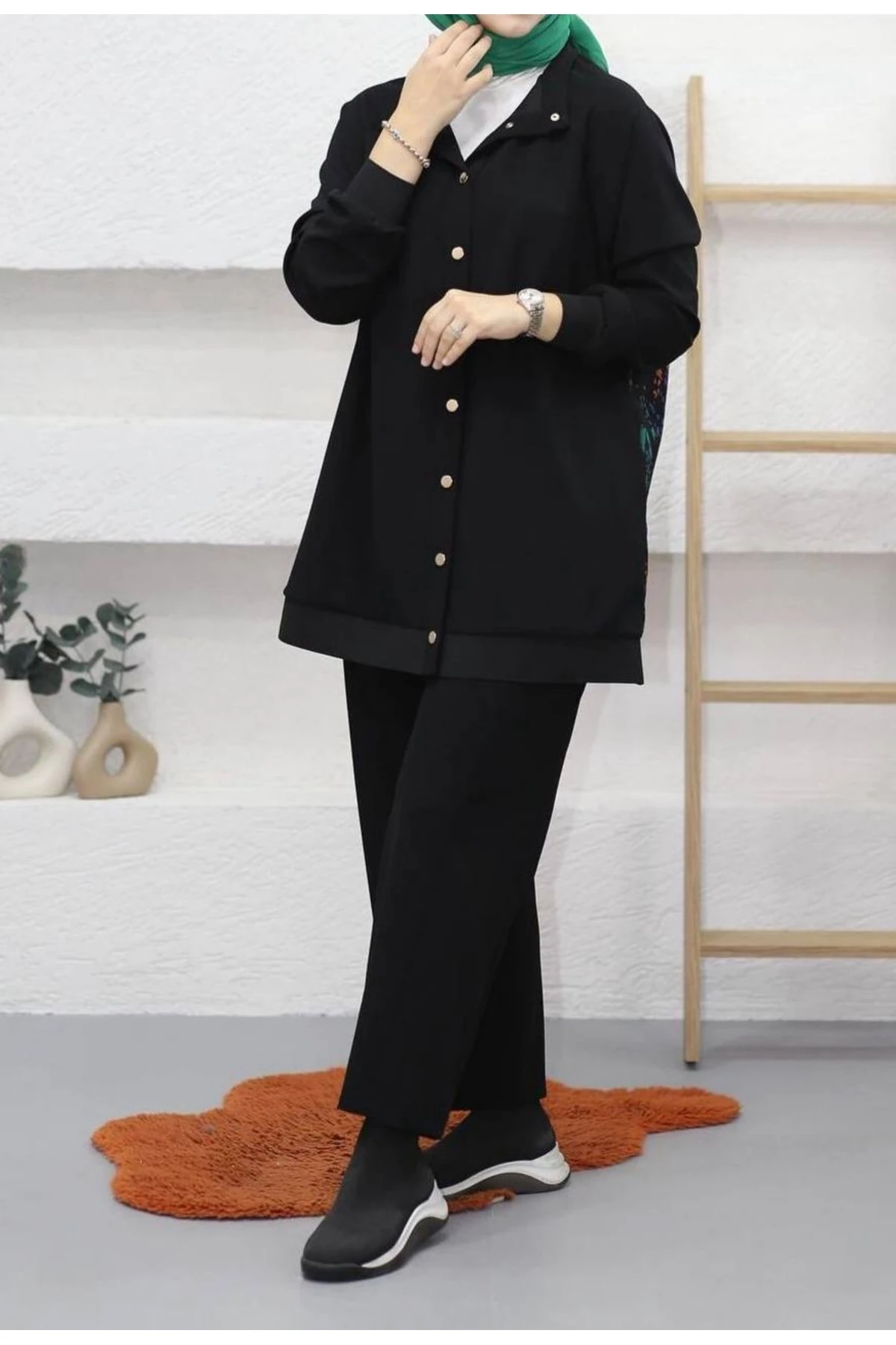 ETNİK DESEN DETAY SİYAH ALT-ÜST TAKIM