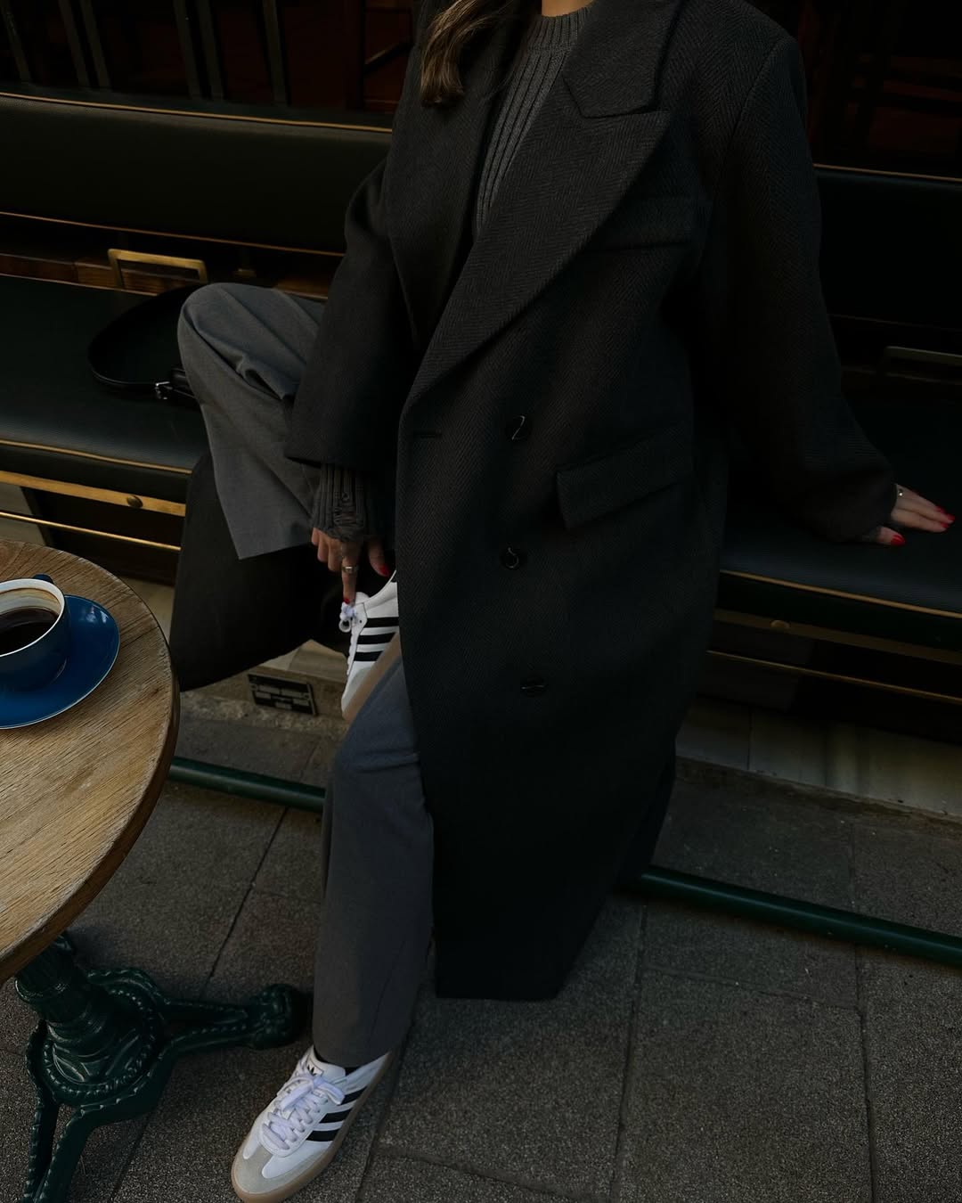 OVERSİZE SİYAH BALIKSIRTI MAXİ PİREMİUM KAŞE KABAN