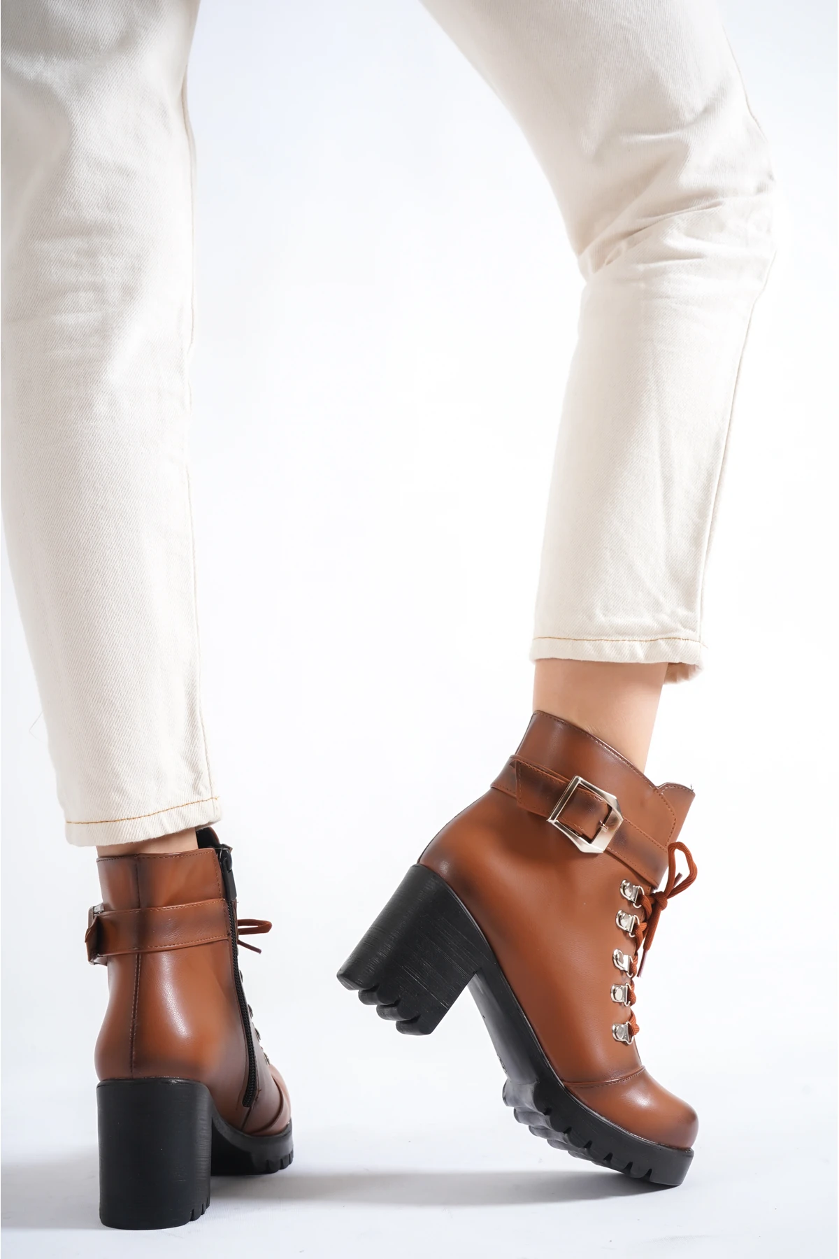 Taba Deri Kadın Bağcıklı Topuklu Bot Ba14050