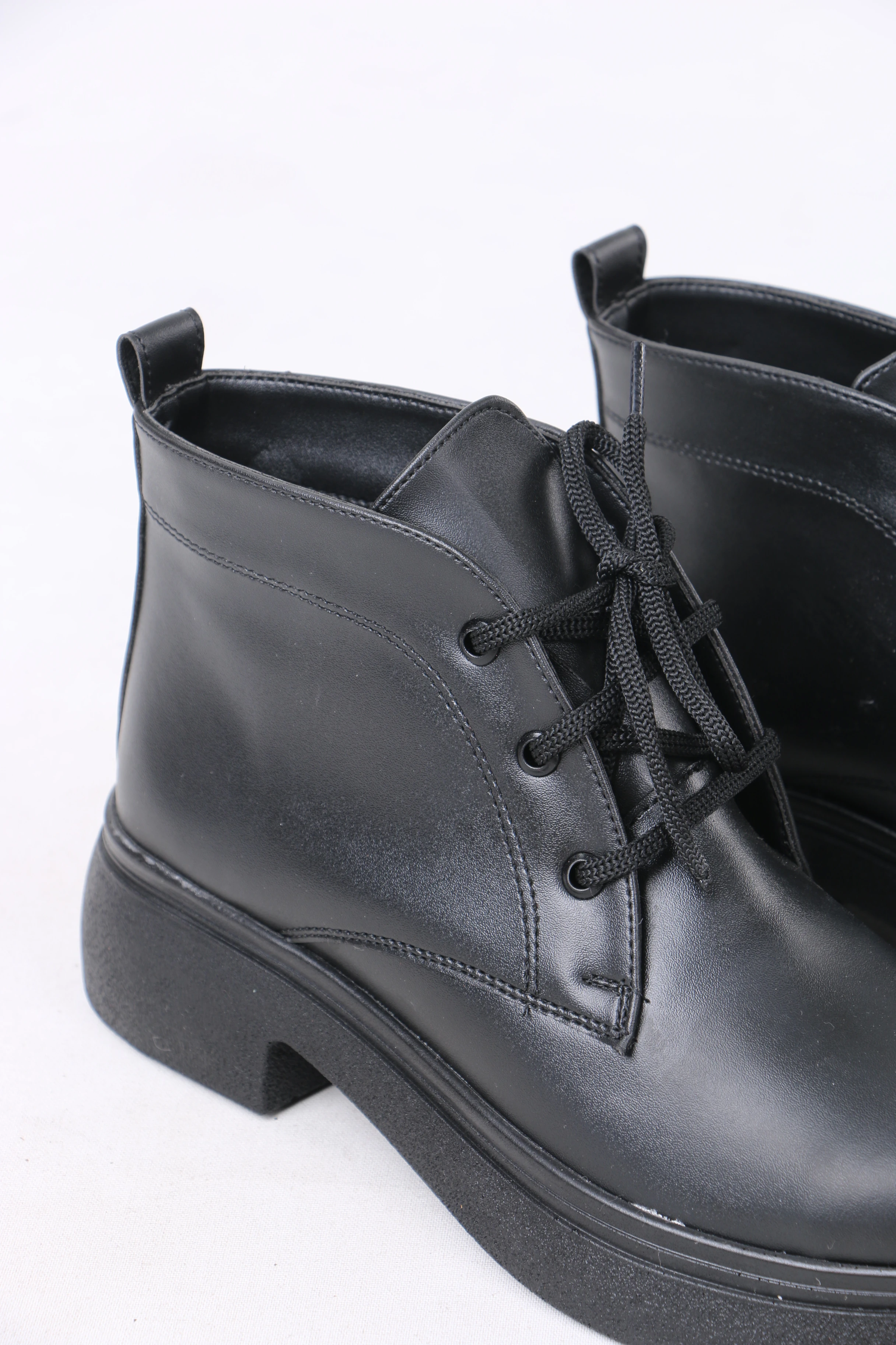 Kadın Siyah Düz Taban Kısa Günlük Postal Bot Bootie WSB1132