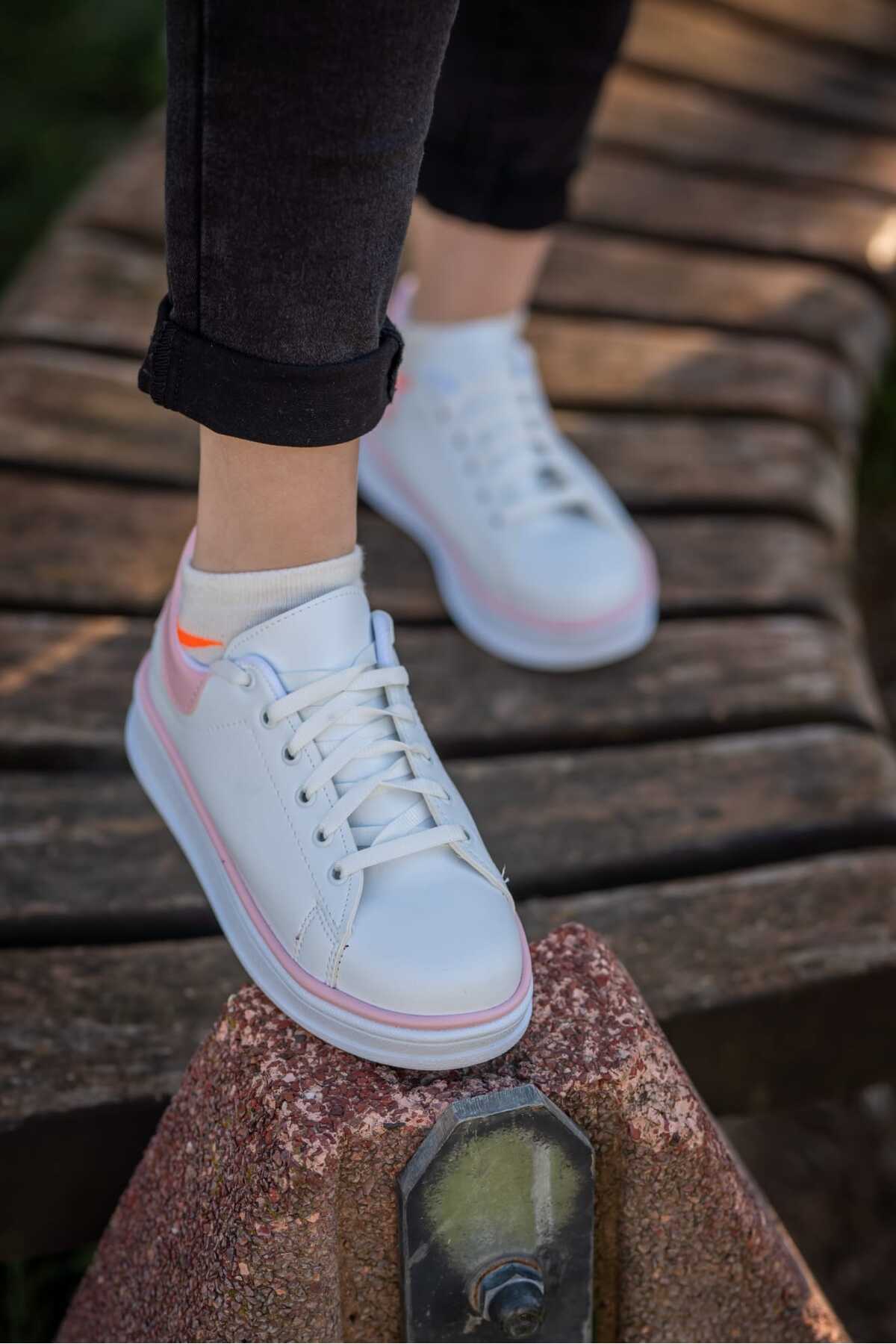 Beyaz Pembe Kadın Yüksek Taban Günlük Rahat Yürüyüş Spor Ayakkabı Wsb0696