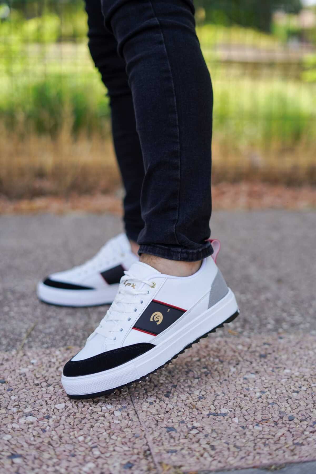 Beyaz Siyah Erkek Rahat Düz Taban Sneaker Wsb0546