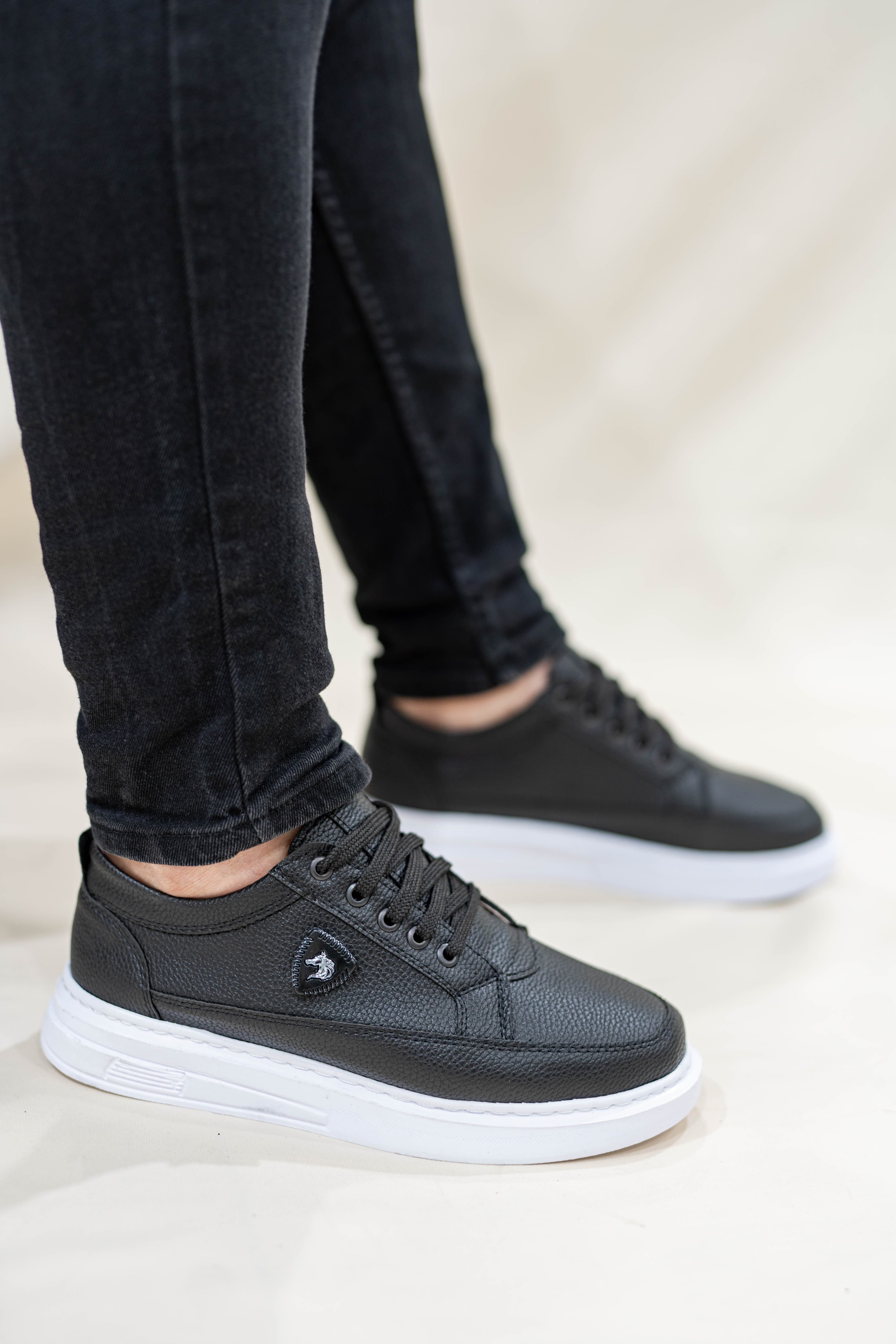 Siyah Erkek Amblemli Bağcıklı Günlük Casual Ayakkabı Sneaker Wsb4050