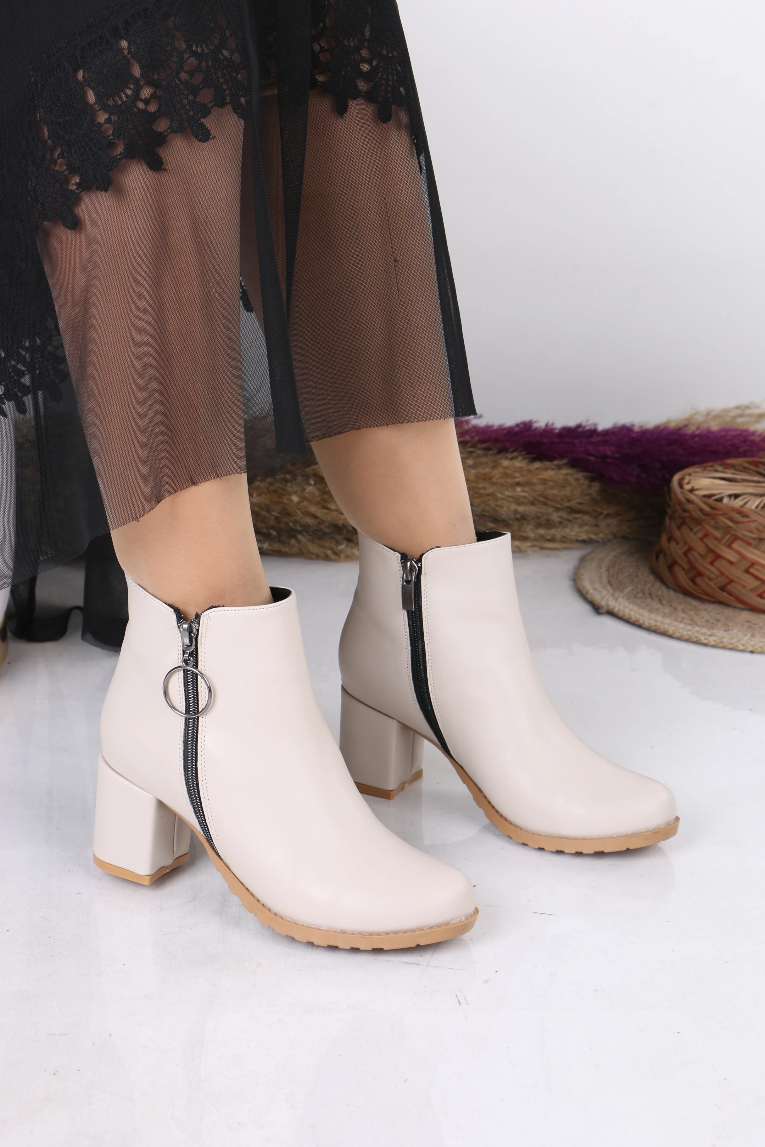 Kadın Nude Cilt Halka Fermuarlı 7 Cm Topuklu Bot Botie WSB10118