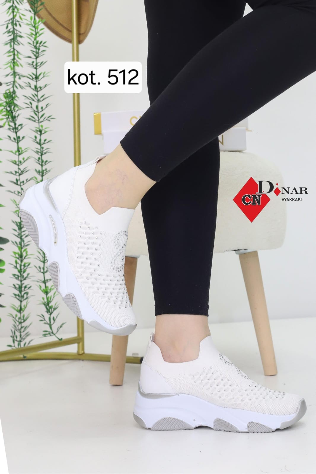 Kadın  Beyaz Taşlı & Triko 10 cm Gizli Topuk Spor Ayakkabı WSB4088