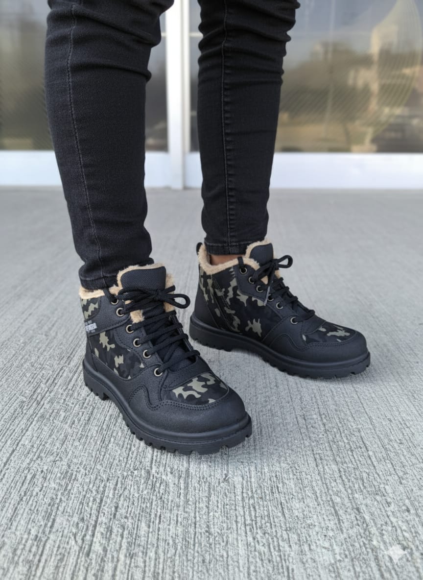 Çocuk Genç Siyah Kamuflaj Erkek Kız İçi Yünlü Su Geçirmez Bot WSB0220
