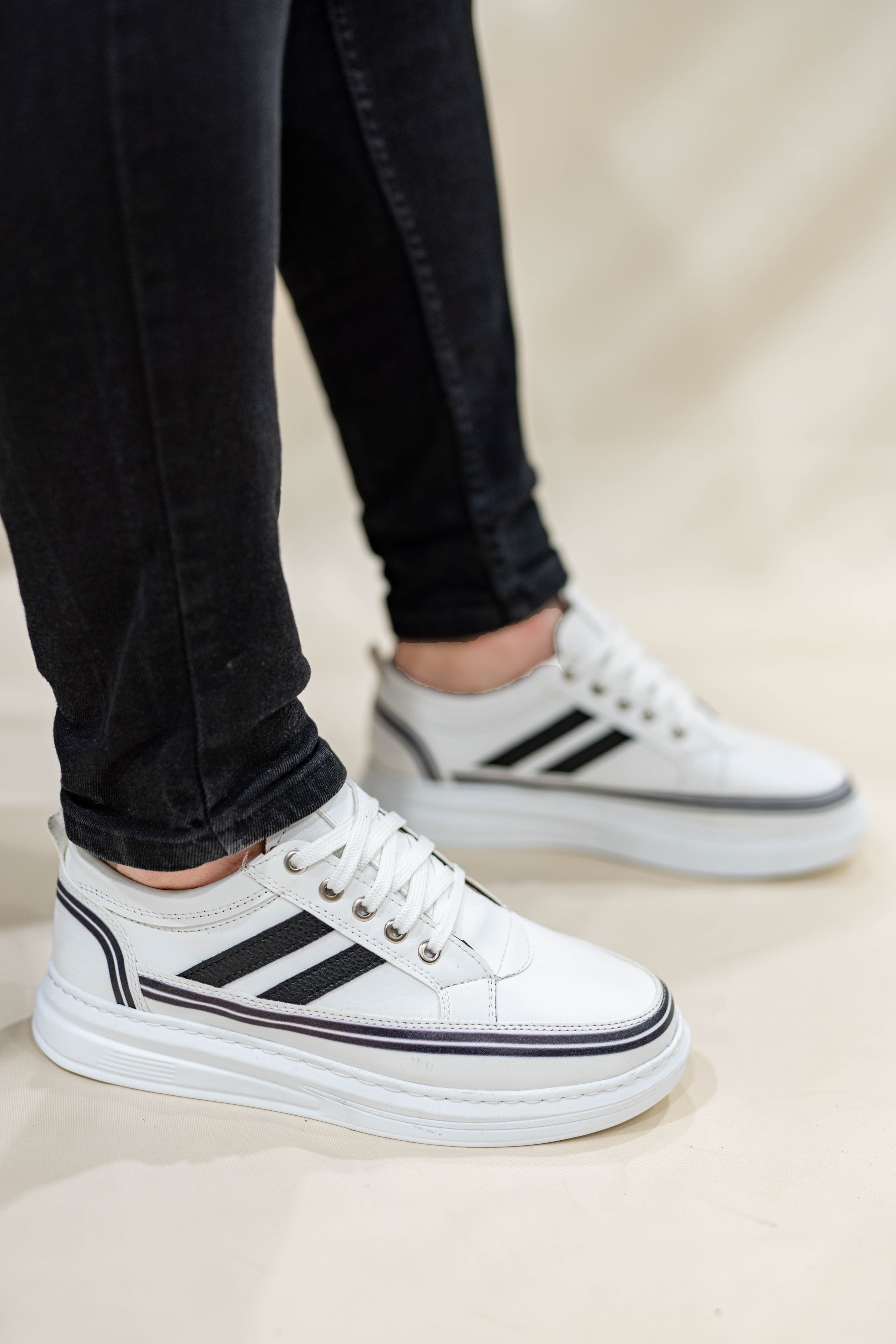 Beyaz Erkek Çizgili Bağcıklı Günlük Casual Ayakkabı Sneaker Wsb4048