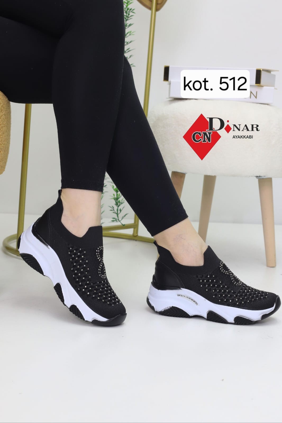 Kadın Siyah Tabanı Beyaz Taşlı & Triko 10 cm Gizli Topuk Spor Ayakkabı WSB4088