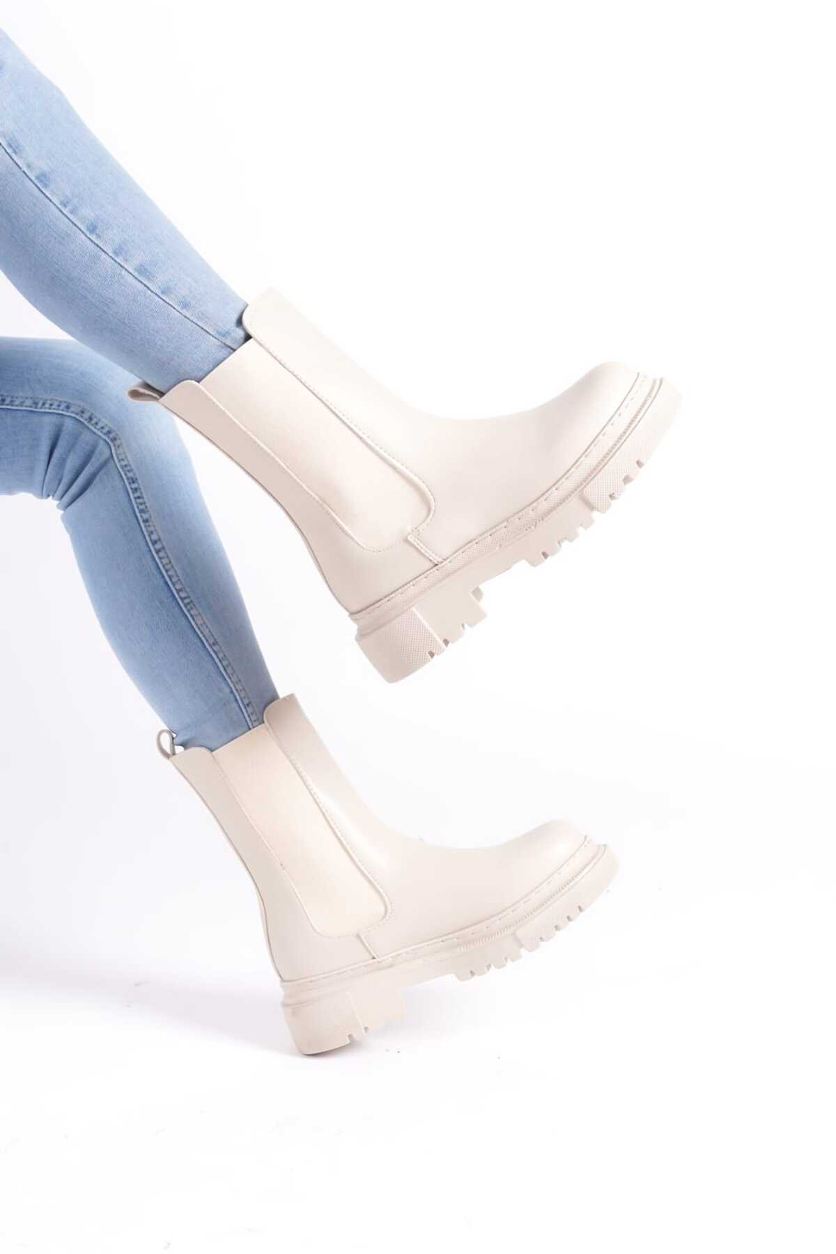 Kadın Bej Uzun Lastikli Kalın Taban Su Geçirmez Postal Bot WSB0282