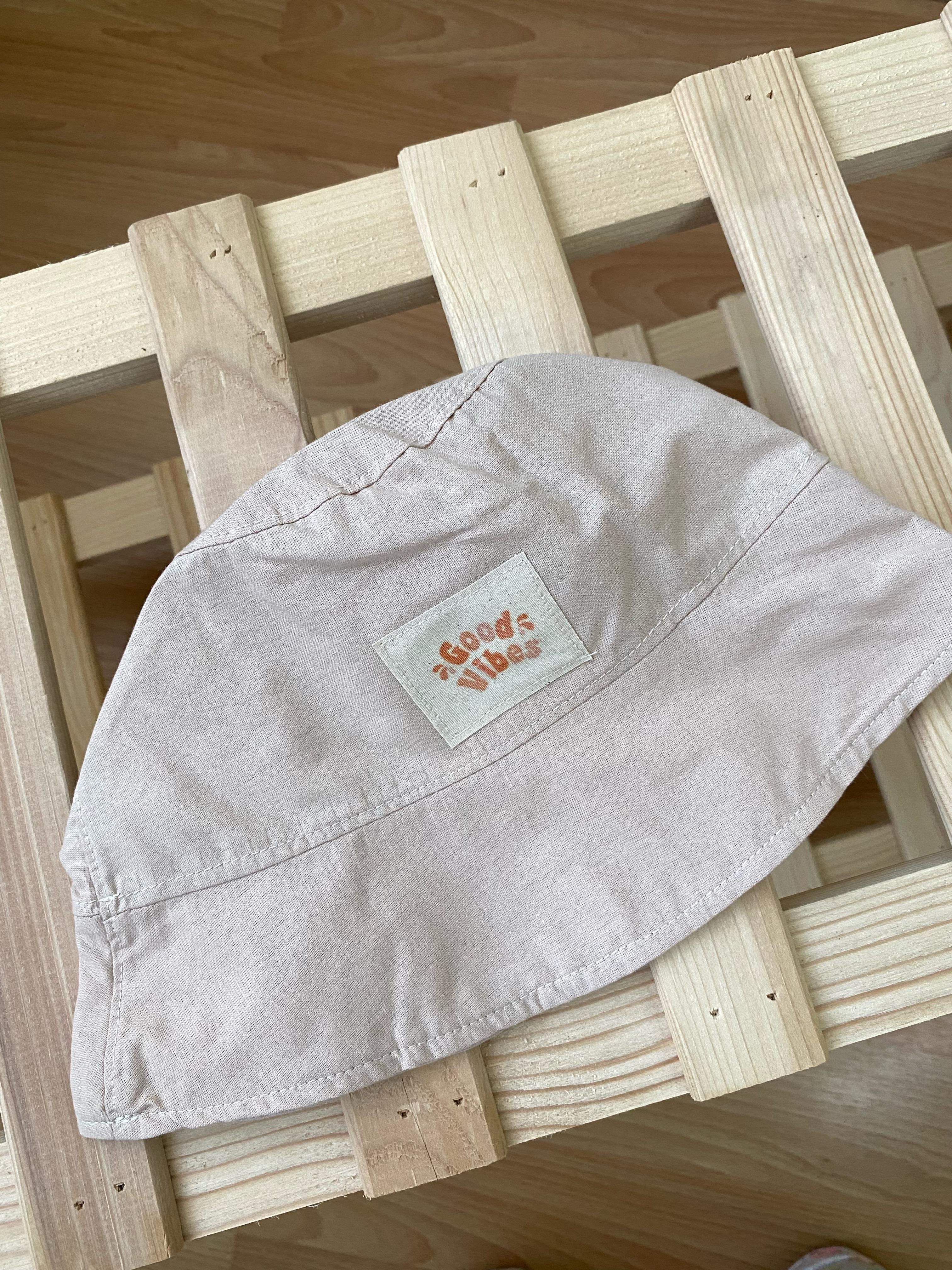 Krem Renk Good Vibes Etiketli Yazlık Buclet Çocuk Şapka (2-4 Yaş Uyumlu) 