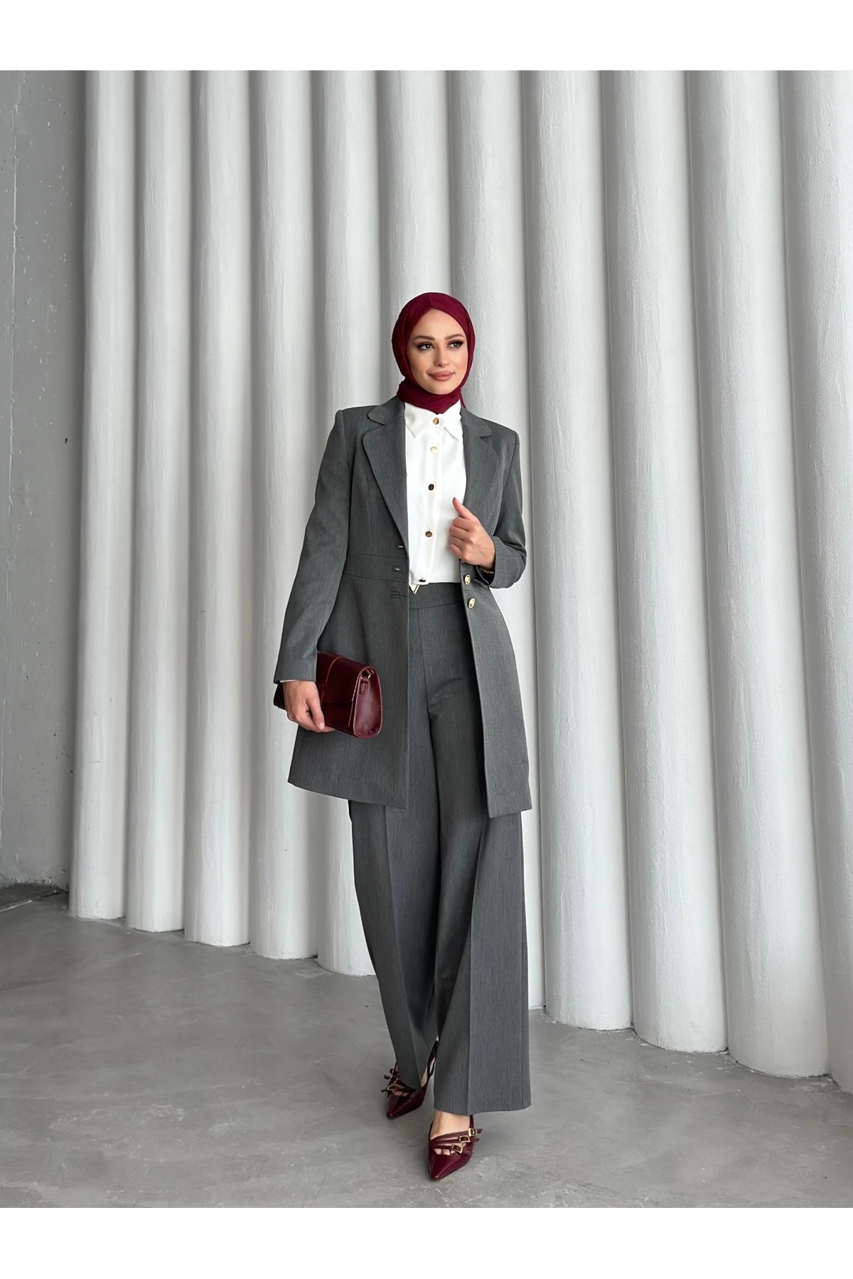 Klasik modern uzun ikili takım