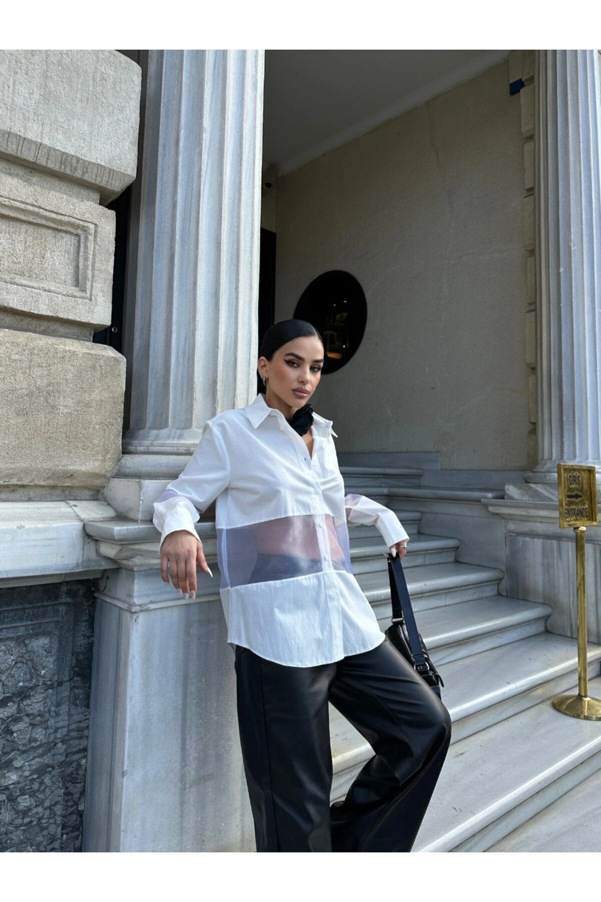 Organze Detaylı Gömlek